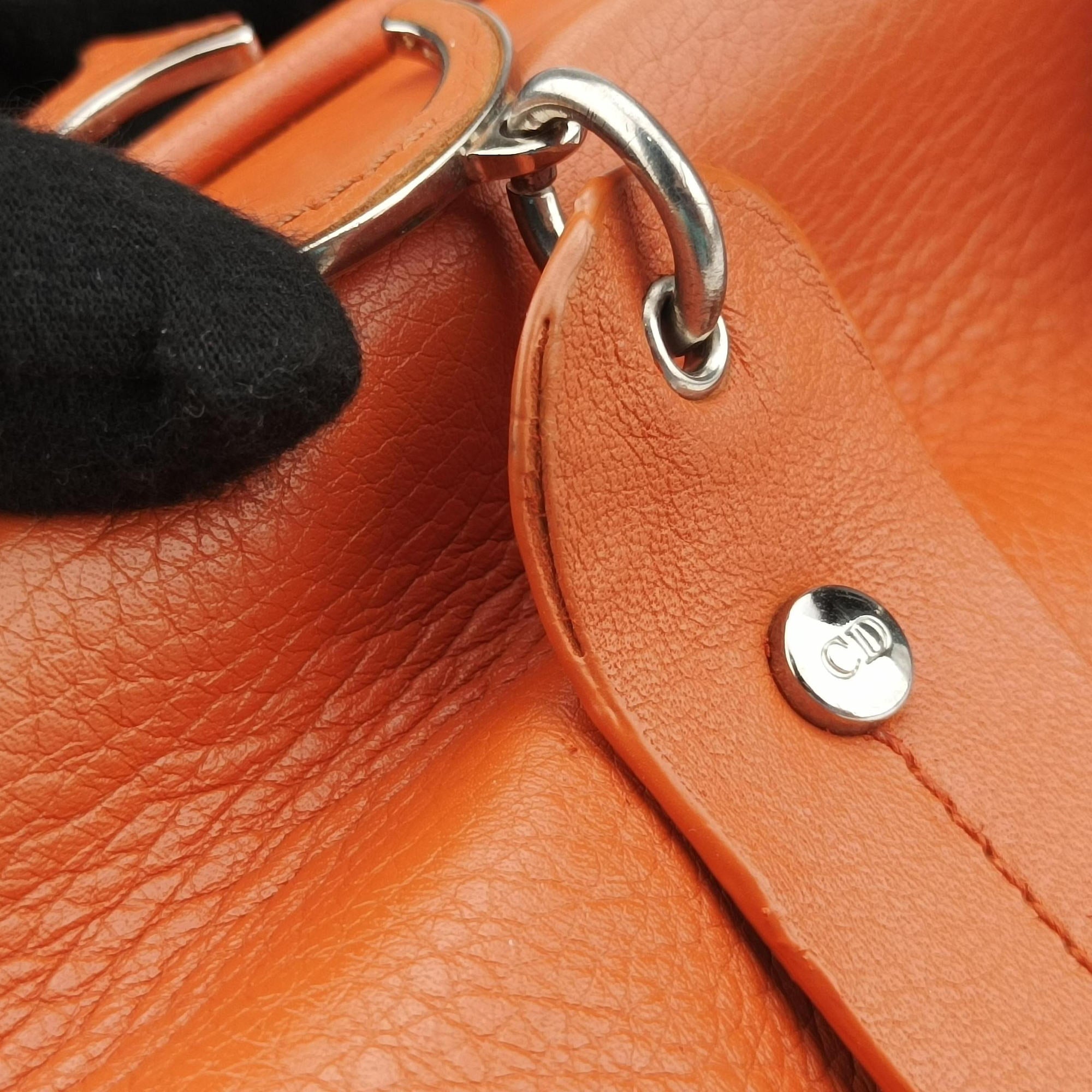 Pre-owned Christian Dior Detective Orange Leather  handbag | stylenewstar