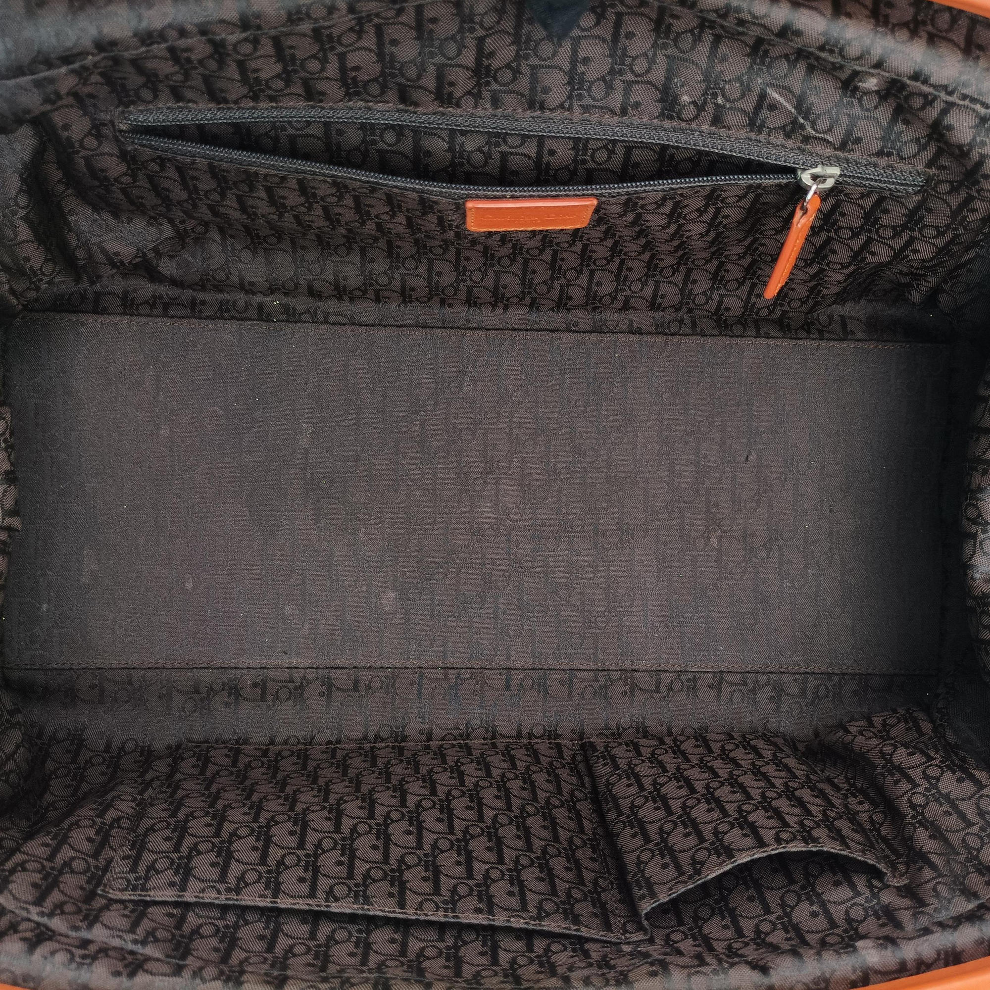 Pre-owned Christian Dior Detective Orange Leather  handbag | stylenewstar
