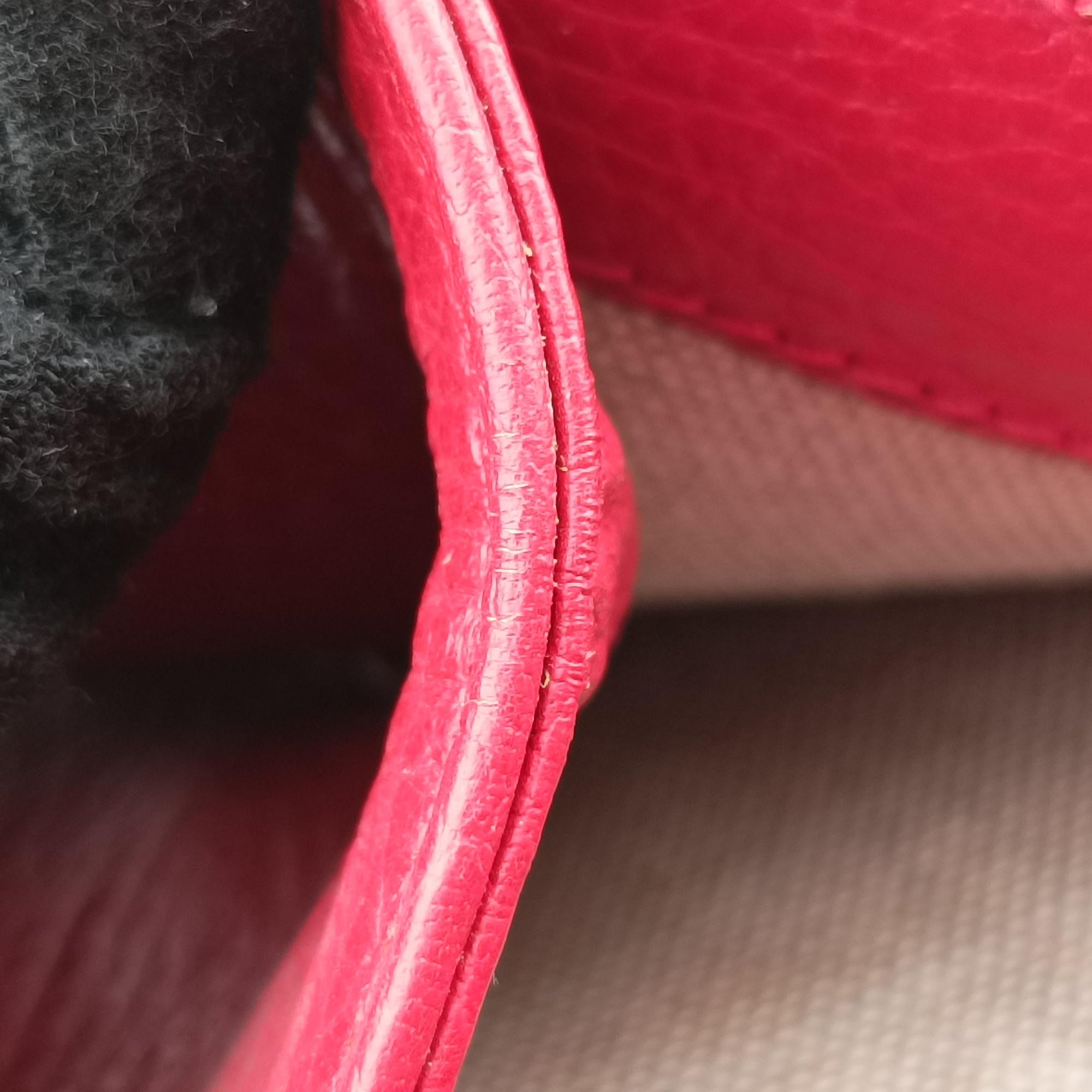 Pre-owned Gucci Interlocking G Red Leather 510303 shoulderbag | stylenewstar