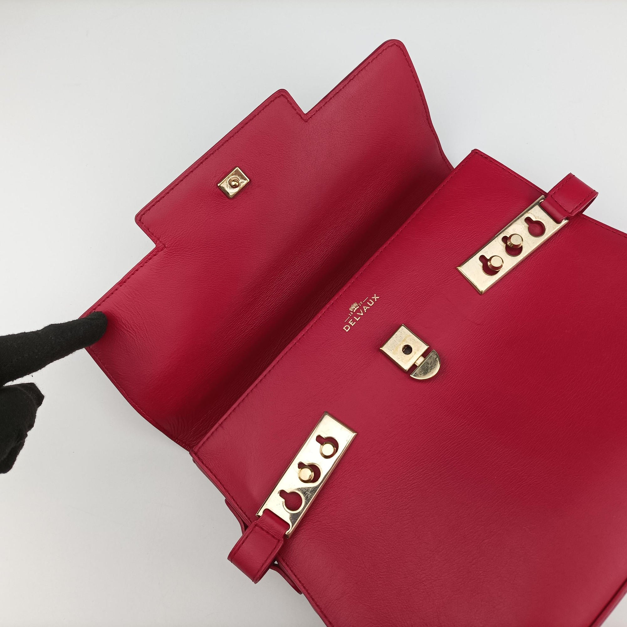 Pre-owned Delvaux Tampete Rose Leather  shoulderbag | stylenewstar