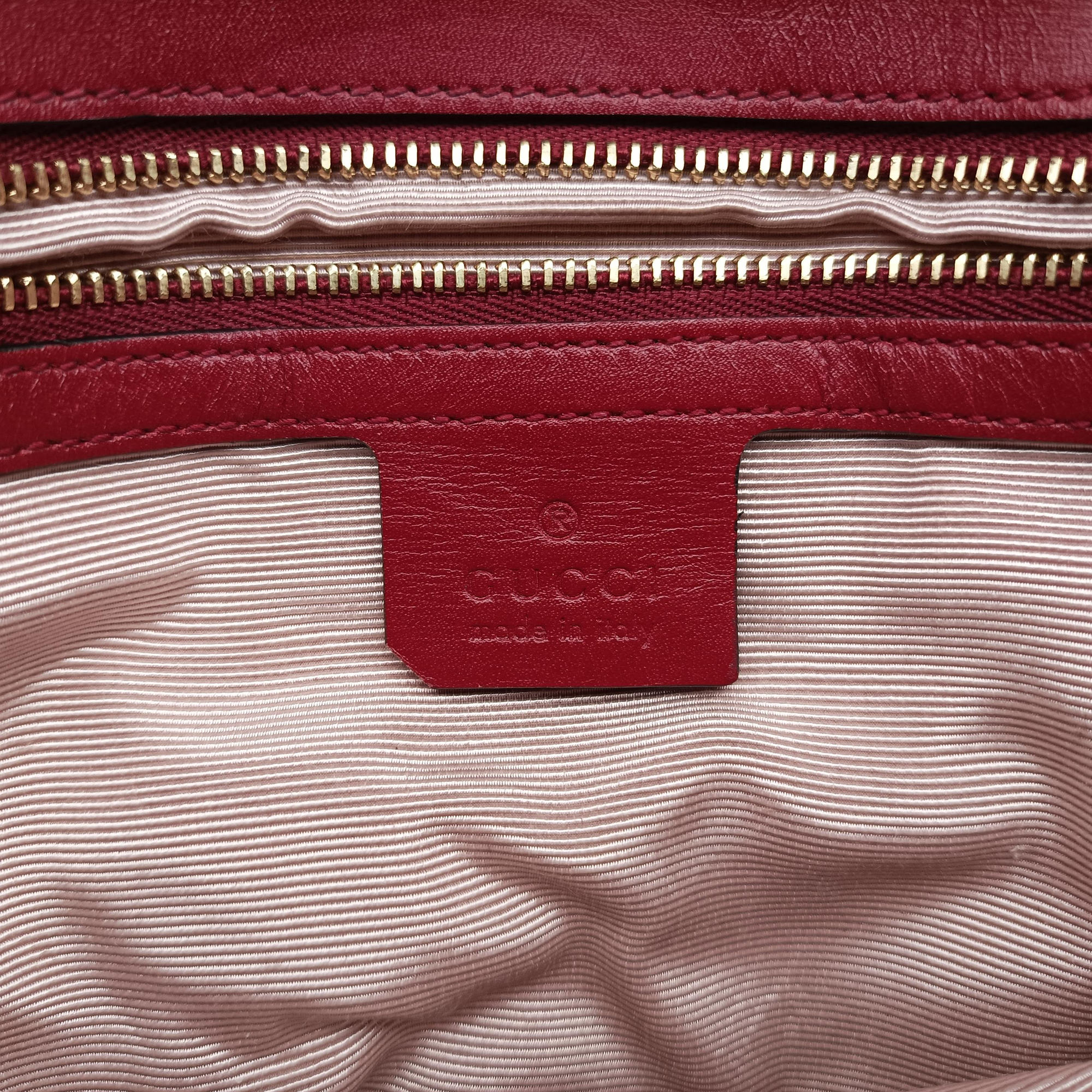 Secondhand Gucci Arli Red×Black Leather 550129 shoulderbag | stylenewstar