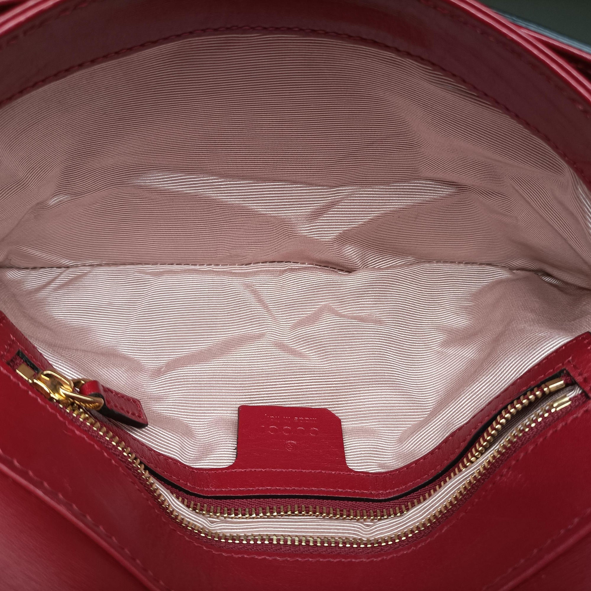 Secondhand Gucci Arli Red×Black Leather 550129 shoulderbag | stylenewstar