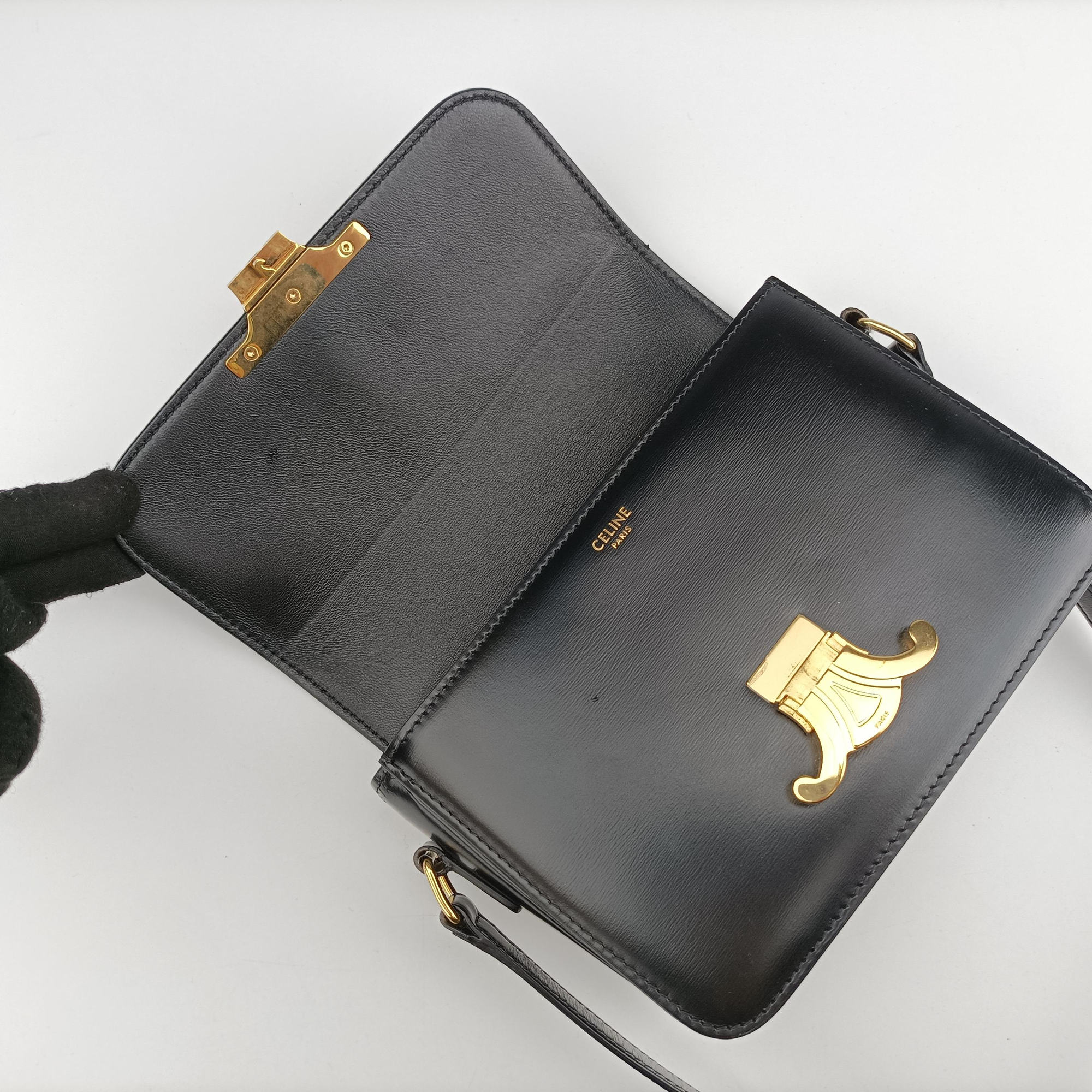 Pre-owned Celine Teen Triomphe Black Leather  shoulderbag | stylenewstar