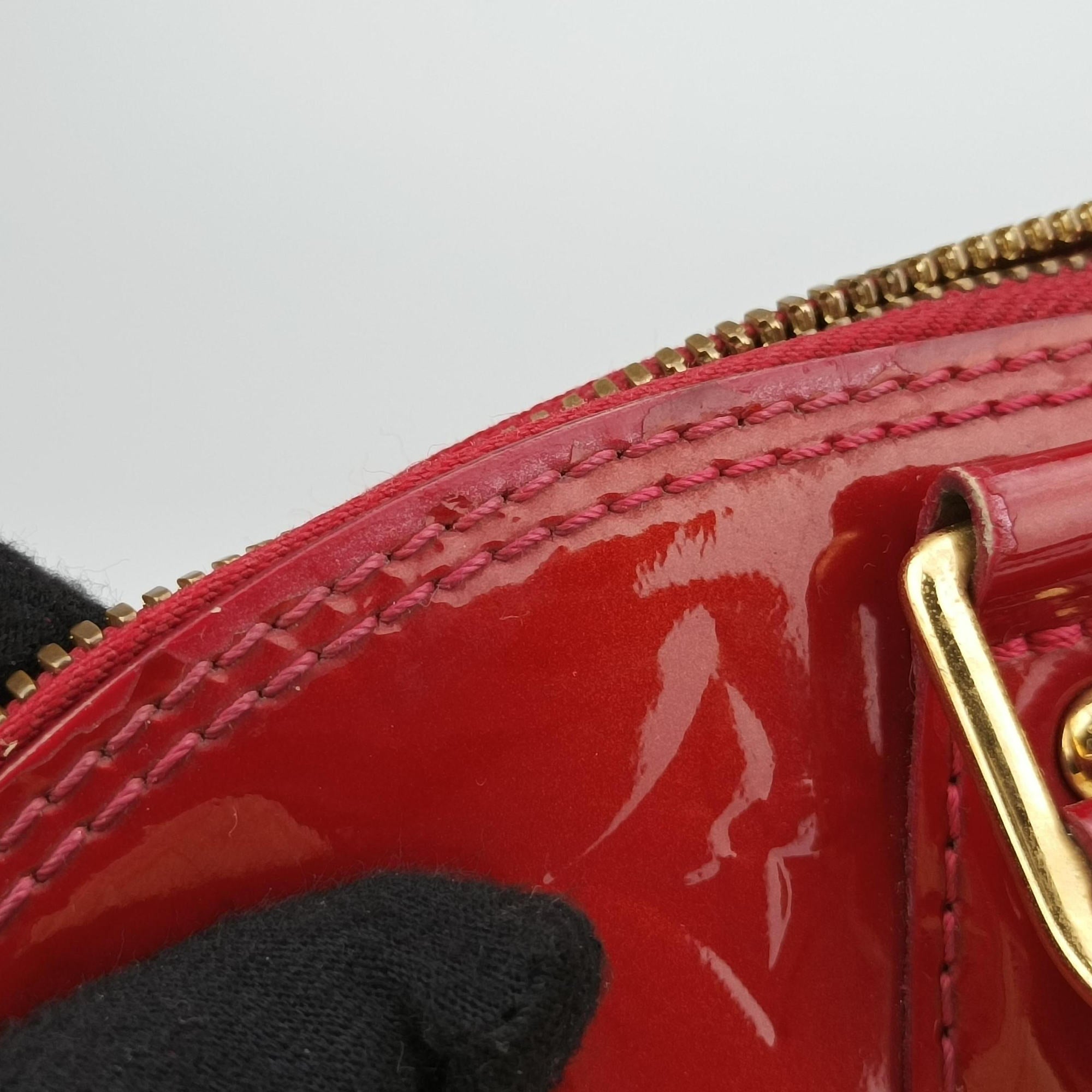 Pre-owned Louis Vuitton Alma PM pomme d'amour Vernis M90096 handbag | stylenewstar