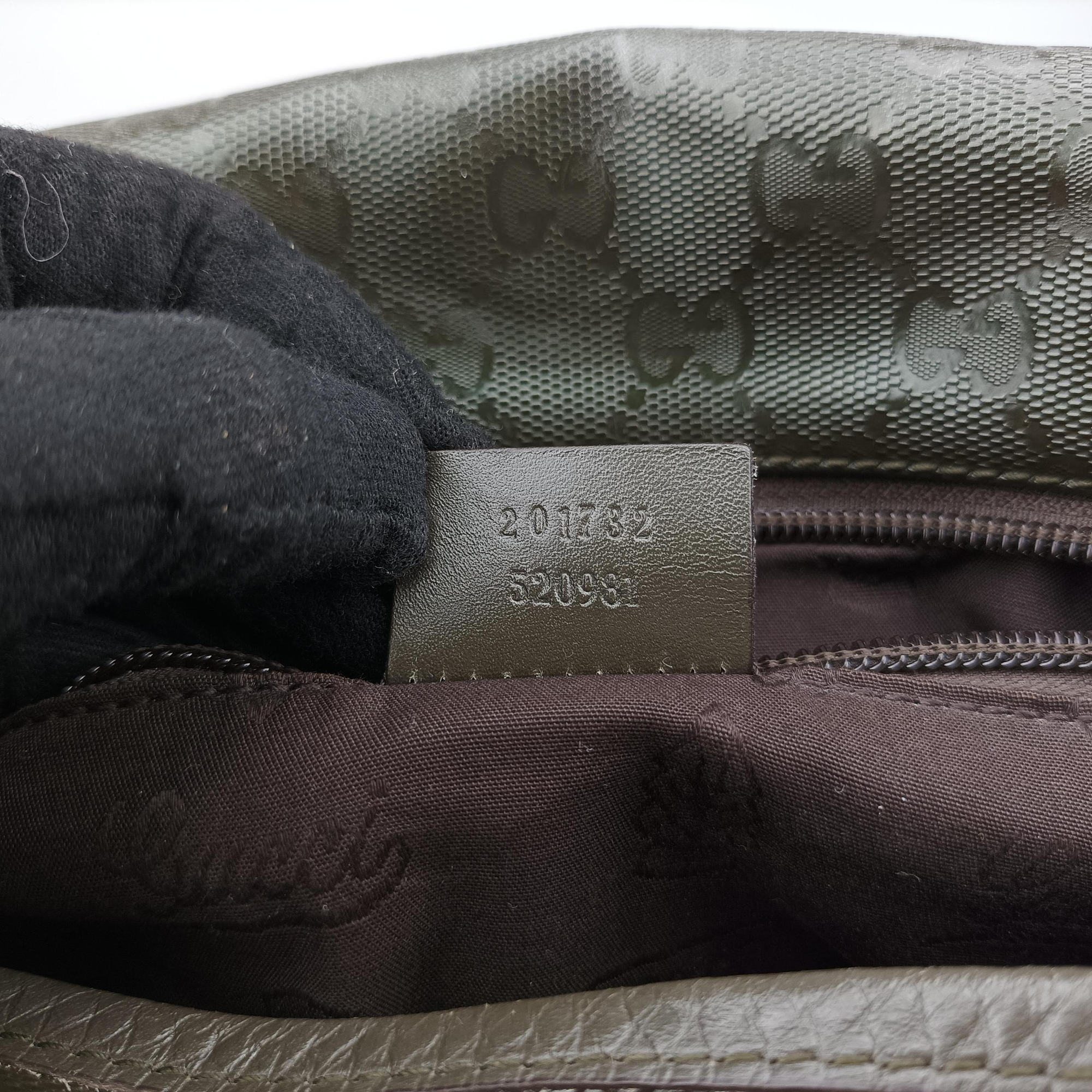 Pre-owned Gucci GG Plus Messenger Green PVC coated canvas 201732 shoulderbag | stylenewstar