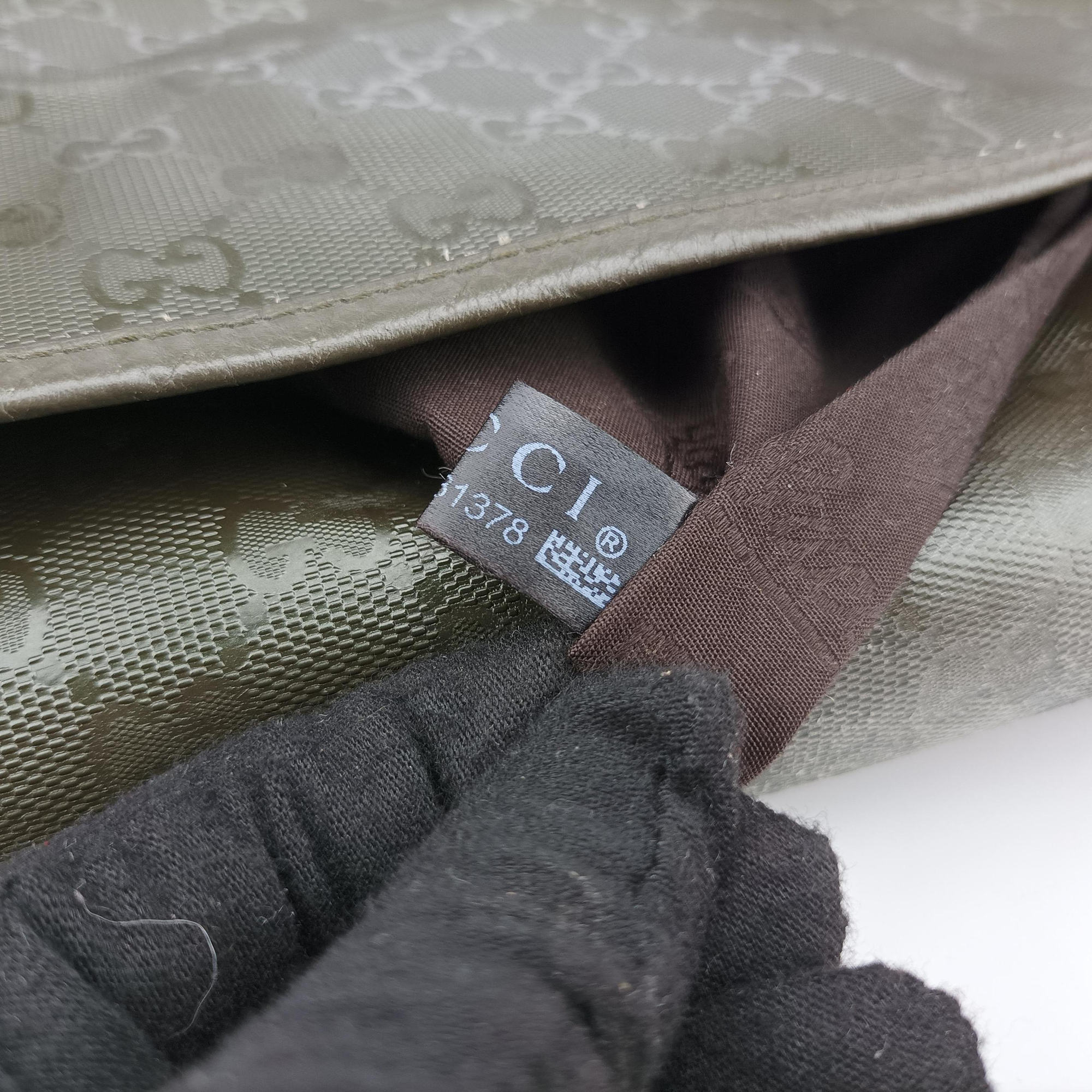 Pre-owned Gucci GG Plus Messenger Green PVC coated canvas 201732 shoulderbag | stylenewstar
