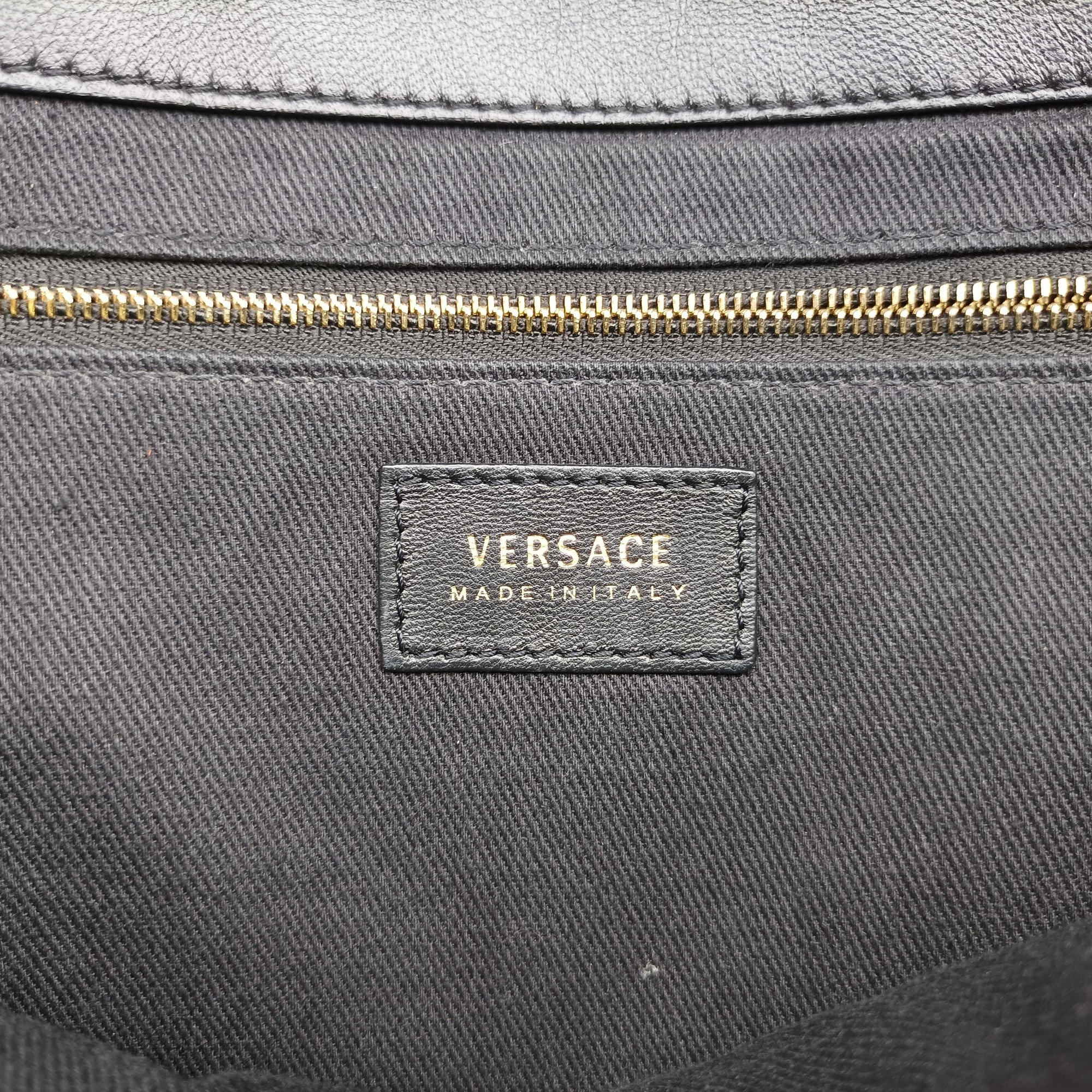 Pre-owned VERSACE Vanitas Medusa Black leather  shoulderbag | stylenewstar