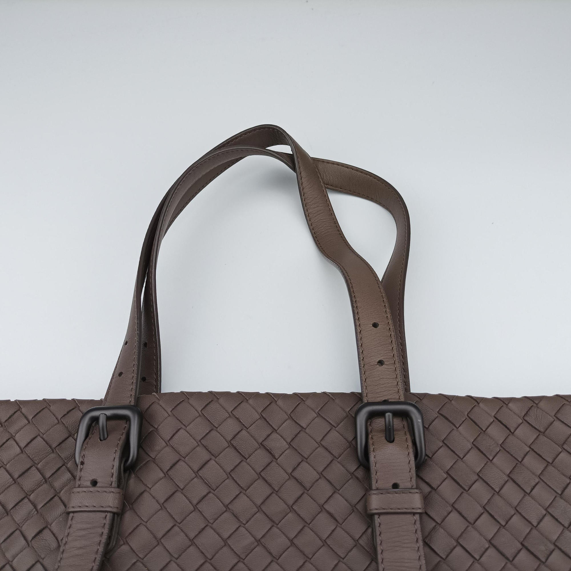 Pre-owned Bottega Veneta Intrecciato Shopper Acatl Brown lambskin  handbag | stylenewstar
