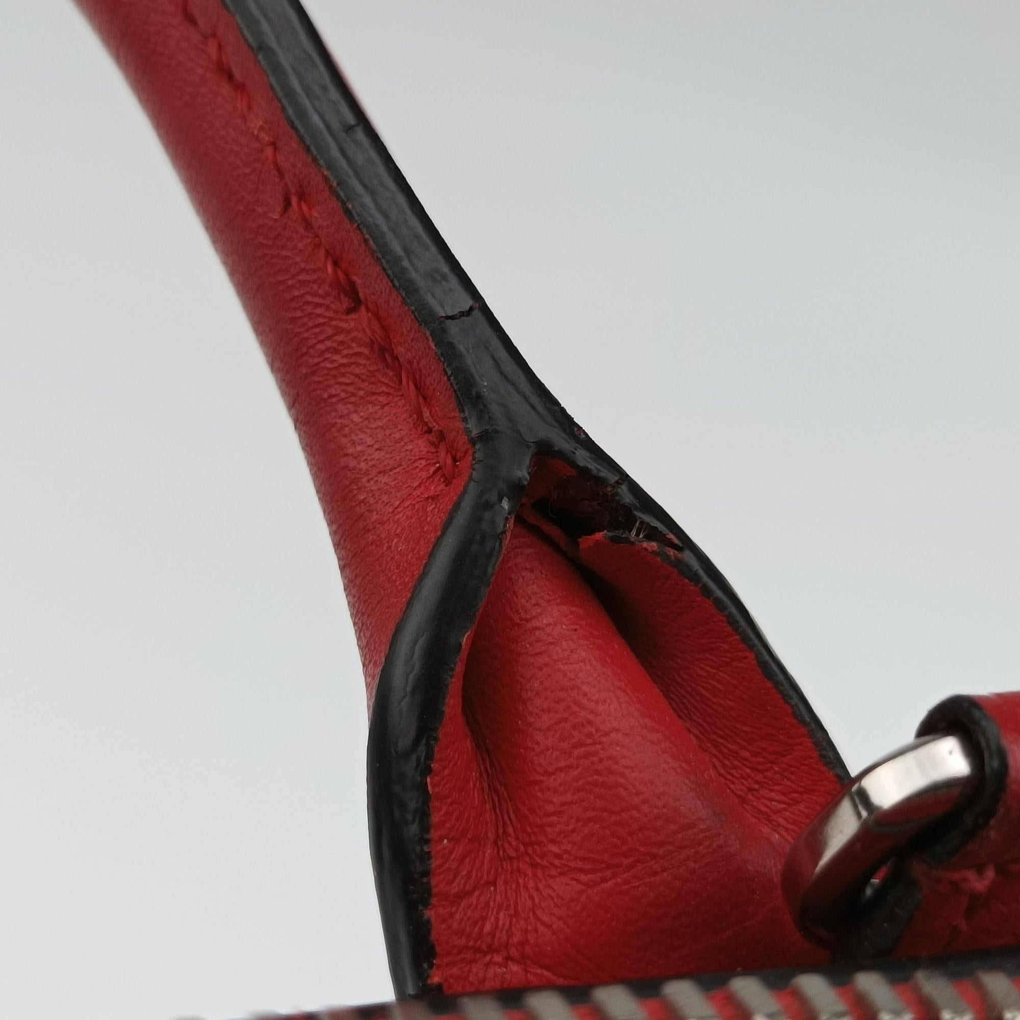 Vintage Louis Vuitton City Steamer PM Rouge leather M51030 shoulderbag | stylenewstar