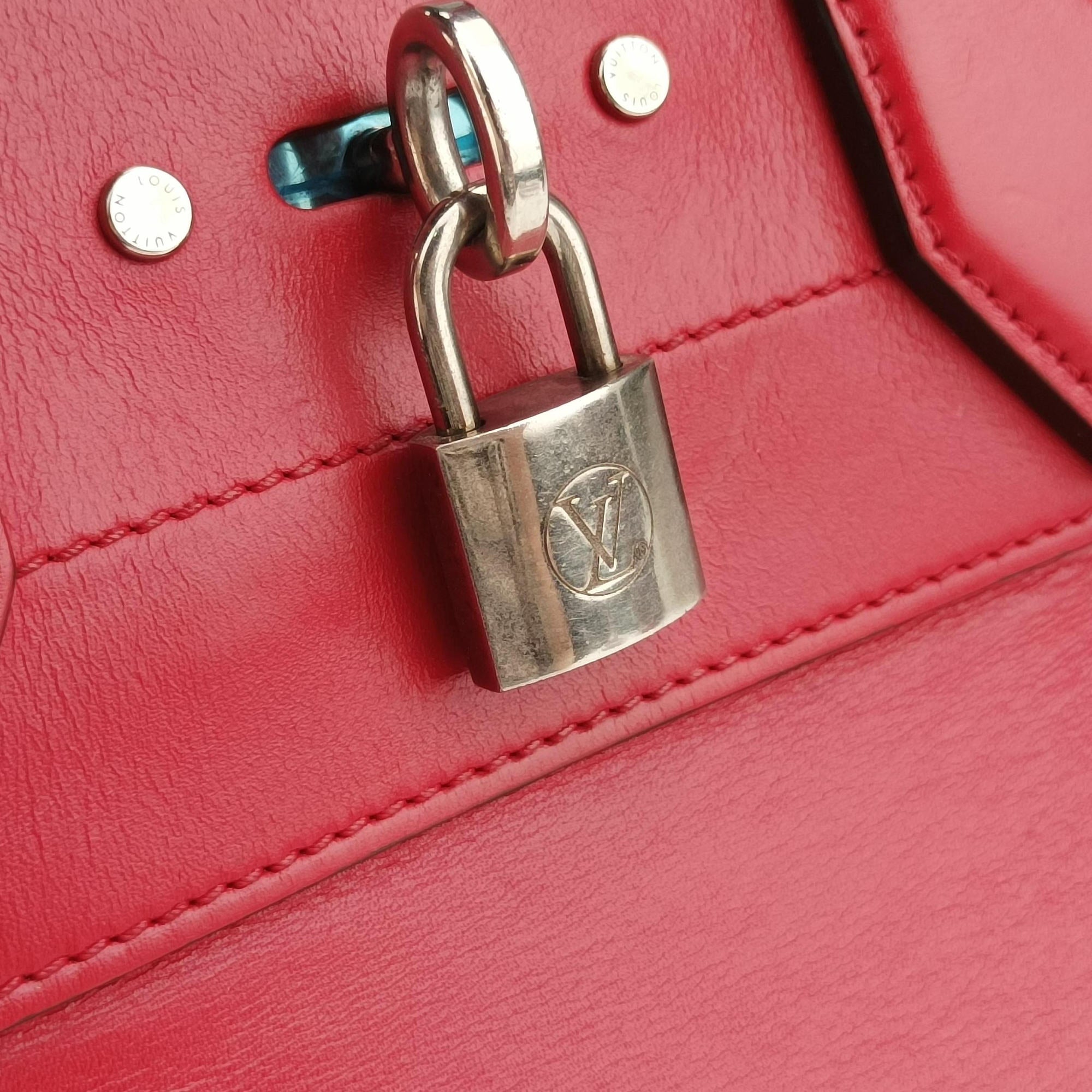 Vintage Louis Vuitton City Steamer PM Rouge leather M51030 shoulderbag | stylenewstar