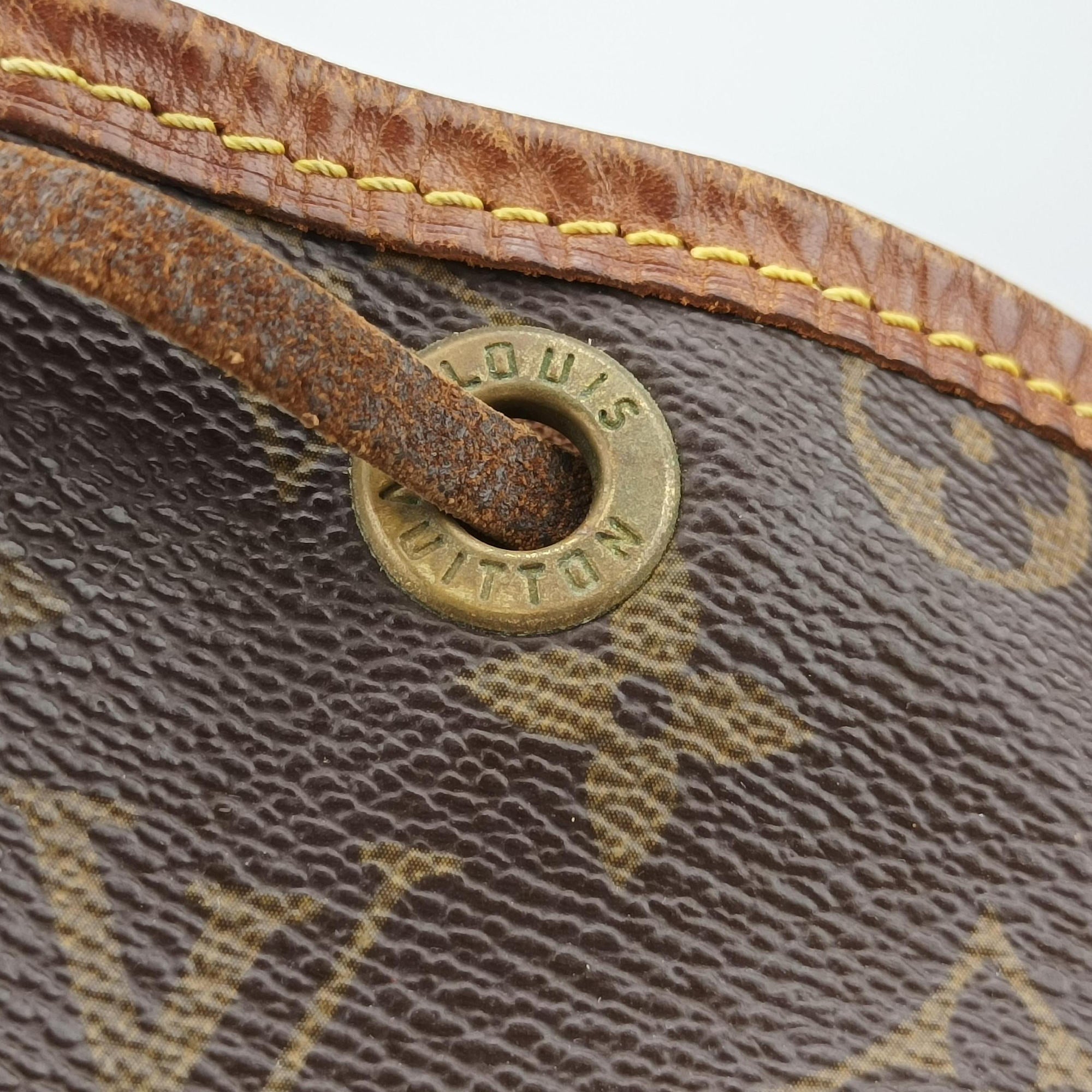 Secondhand Louis Vuitton Noe Brown Monogram Canvas M42224 shoulderbag | stylenewstar