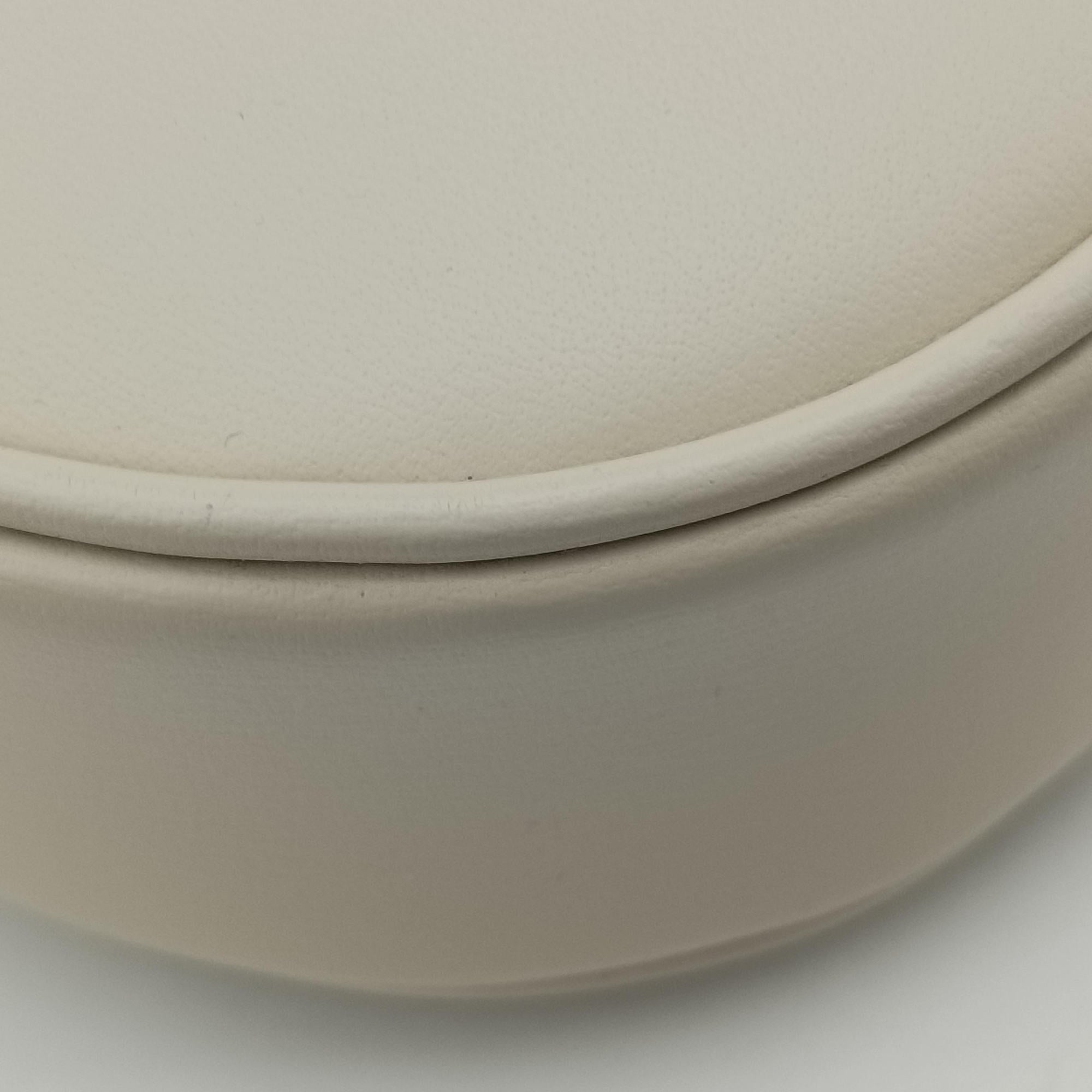Pre-owned Gucci JACKIE 1961 White Leather 636709 shoulderbag | stylenewstar