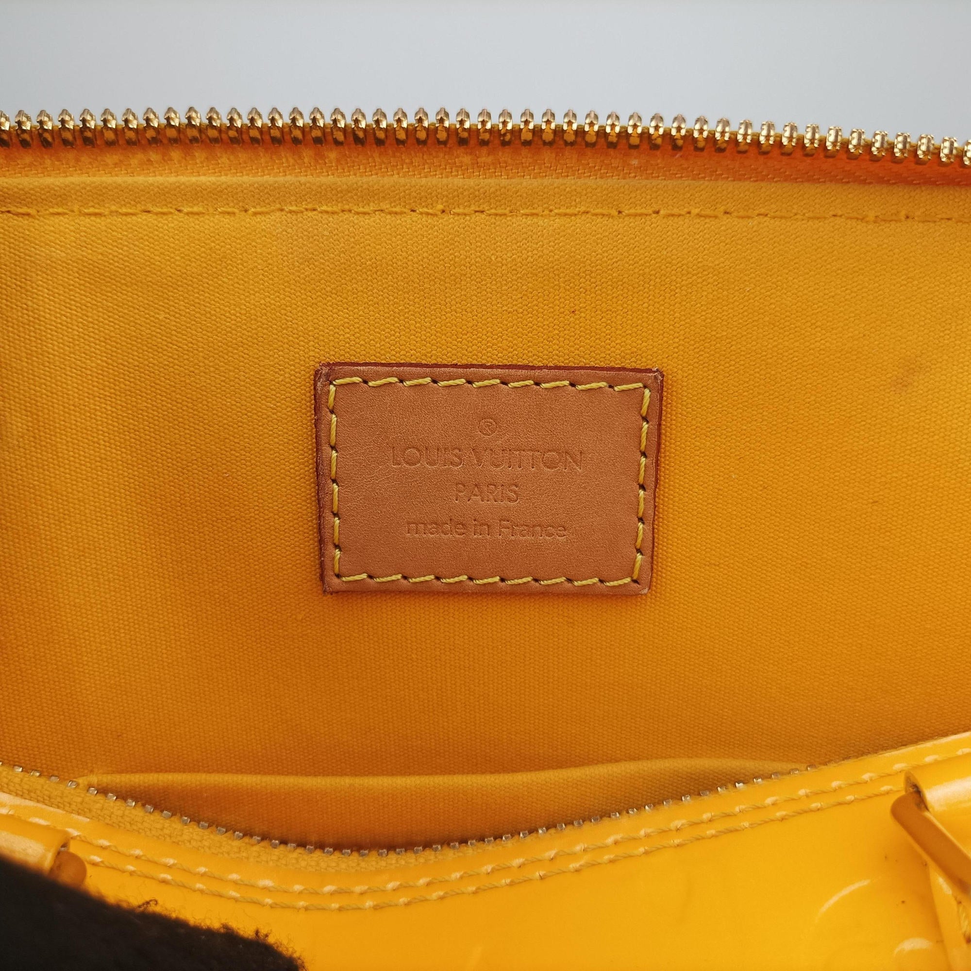 Pre-owned Louis Vuitton Alma PM Citrine Vernis M90101 handbag | stylenewstar