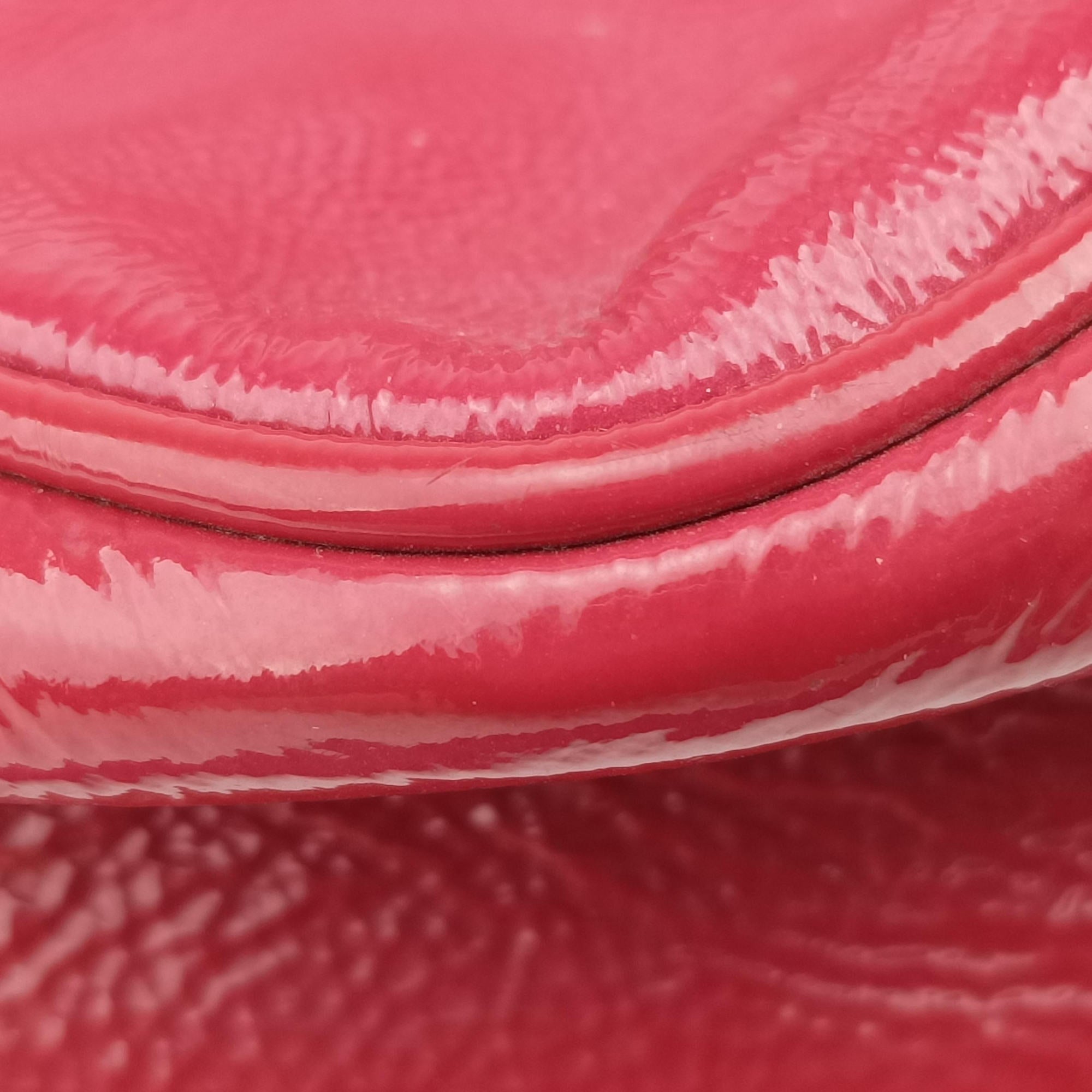 Vintage Gucci Soho Rose Patent Leather 308364 shoulderbag | stylenewstar