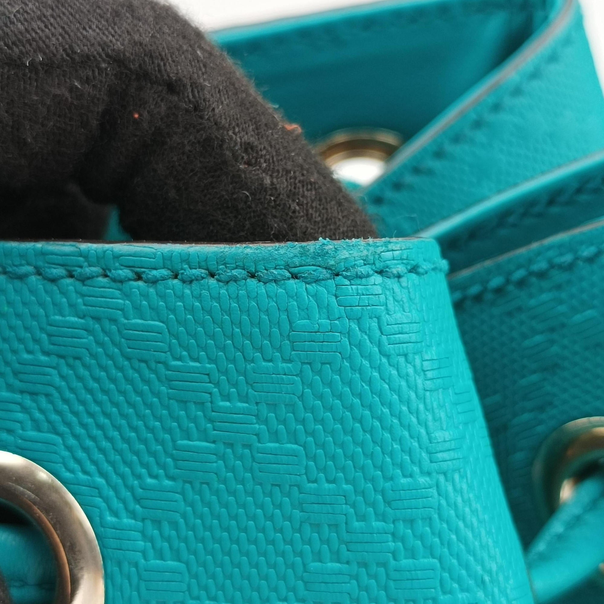 Pre-owned Gucci Bright Diamante Bucket Blue Leather 354229 shoulderbag | stylenewstar
