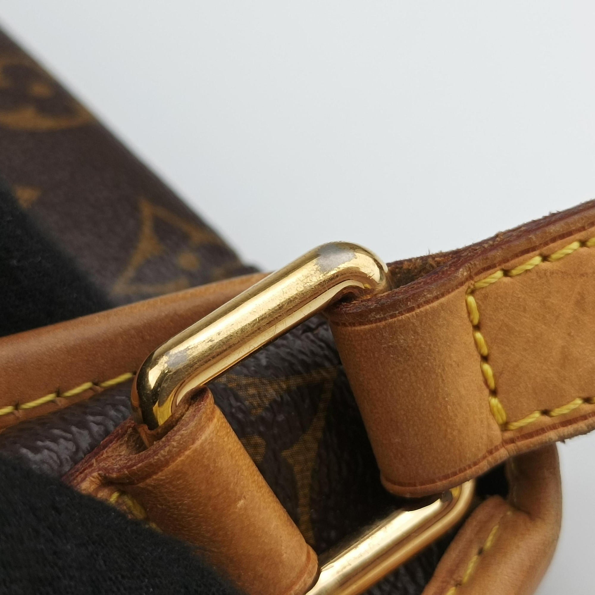 Pre-owned Louis Vuitton Menilmontant PM Brown Monogram canvas M40474 shoulderbag | stylenewstar