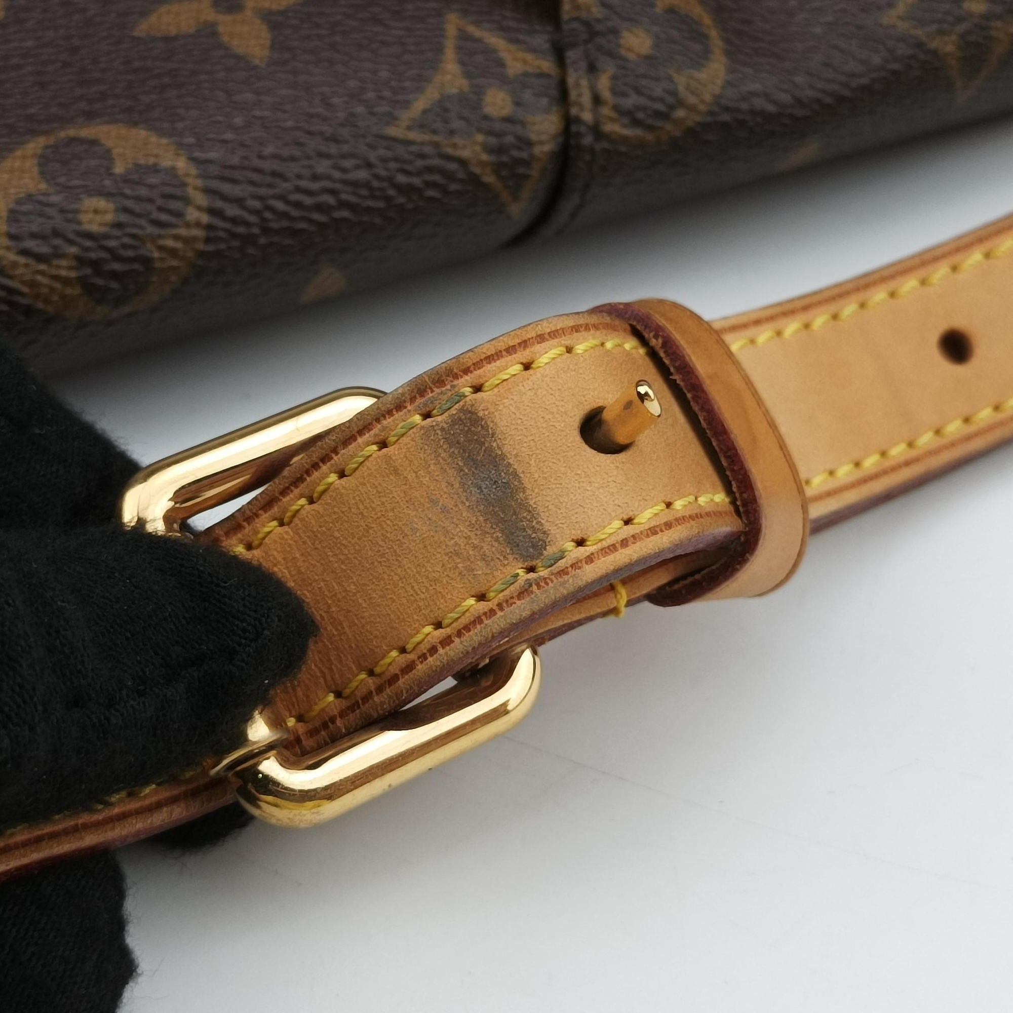 Pre-owned Louis Vuitton Menilmontant PM Brown Monogram canvas M40474 shoulderbag | stylenewstar