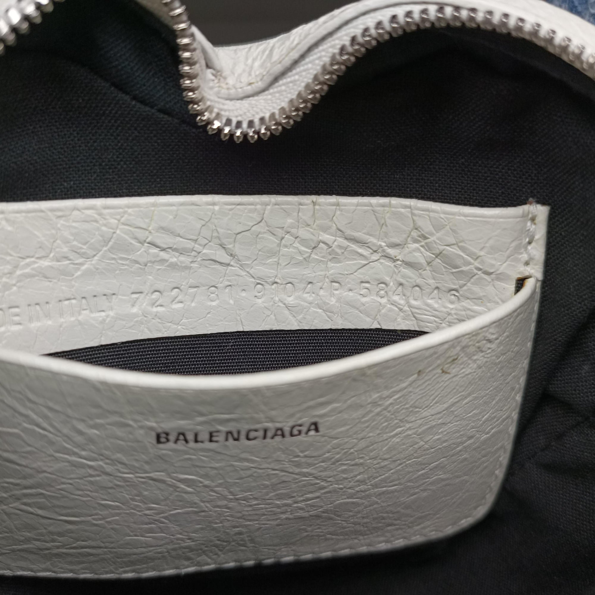 Vintage Balenciaga Le Cagole Heart Mini White lambskin  shoulderbag | stylenewstar
