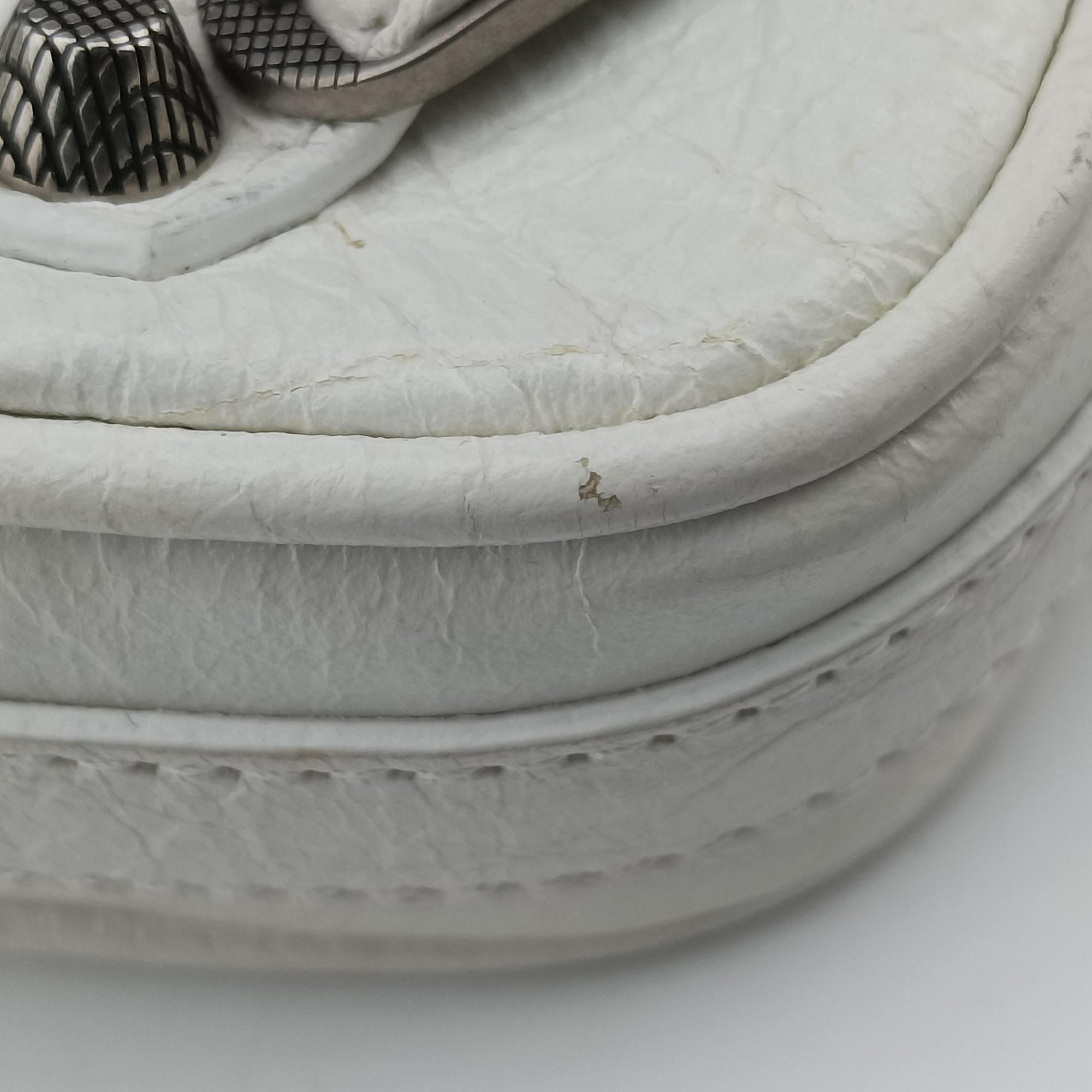 Vintage Balenciaga Le Cagole Heart Mini White lambskin  shoulderbag | stylenewstar