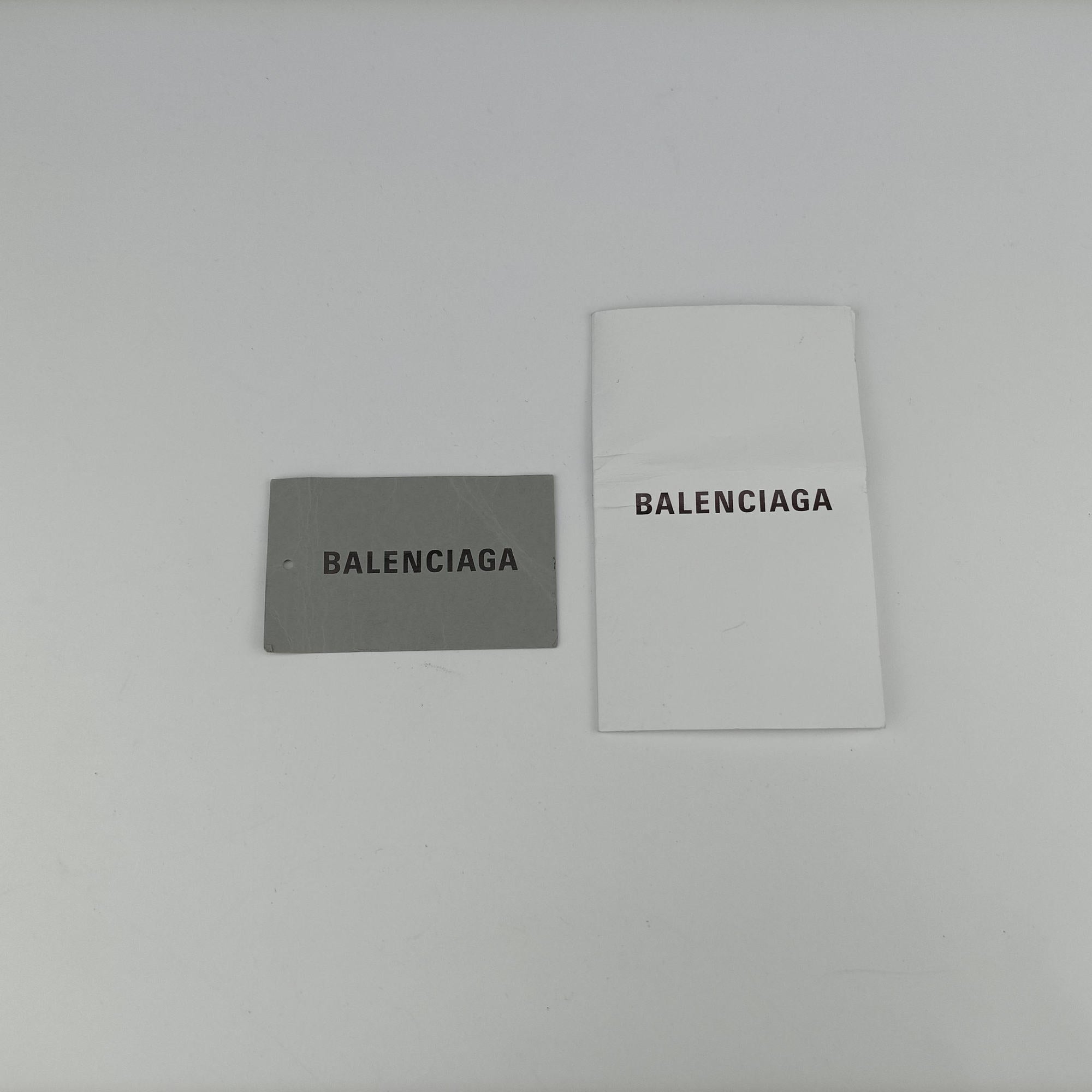 Vintage Balenciaga Le Cagole Heart Mini White lambskin  shoulderbag | stylenewstar