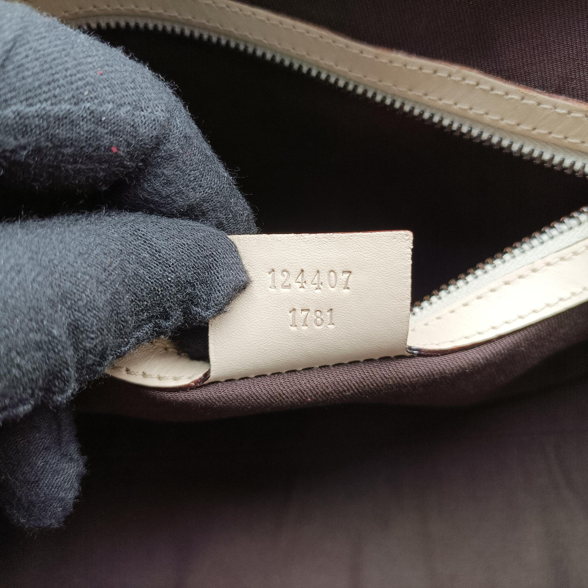 Pre-owned Gucci New Jackie White Leather×canvas 124407 handbag | stylenewstar