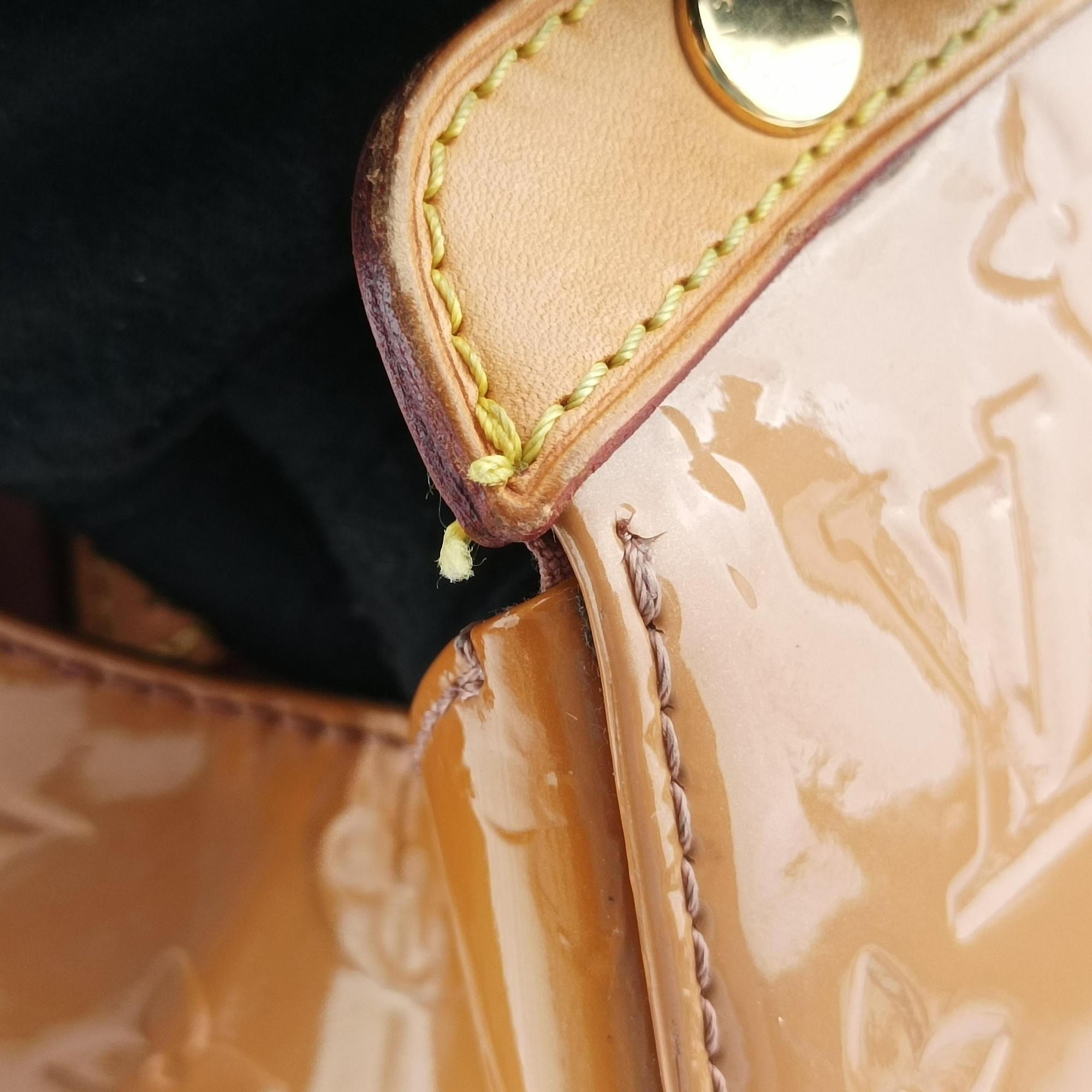 Pre-owned Louis Vuitton Bréa MM ROSE VELOURS Vernis M91588 handbag | stylenewstar