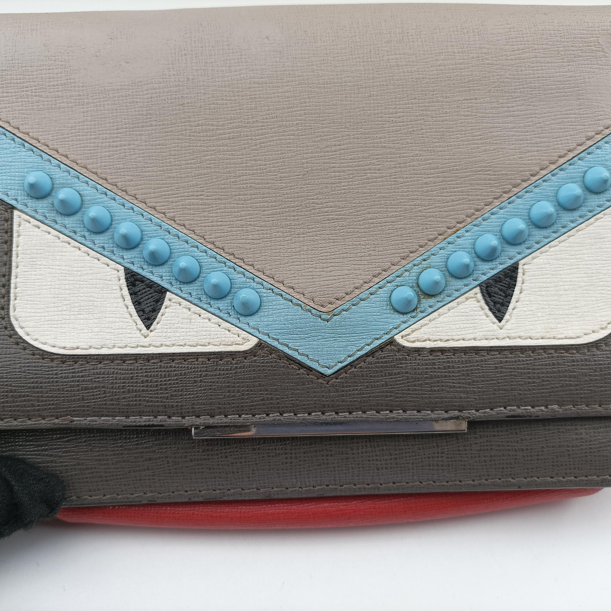 Pre-owned Fendi Monster Eyes Tube Gray x Blue leather 8M0346 shoulderbag | stylenewstar