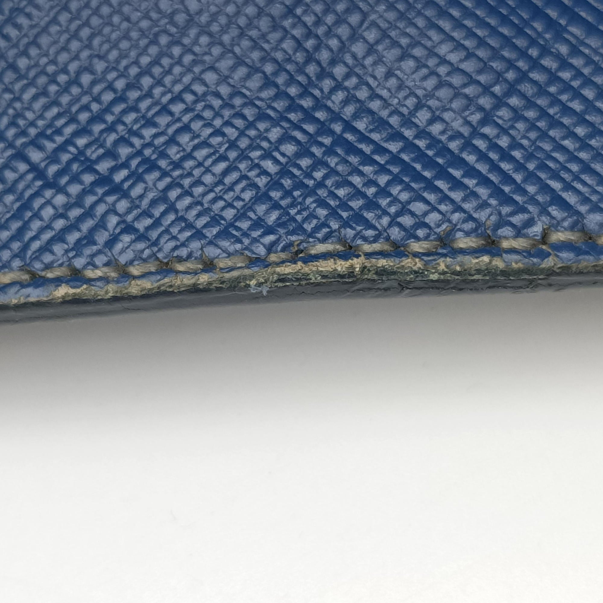 Pre-owned Prada Galleria Blue SAFFIANO Leather BN2274 handbag | stylenewstar