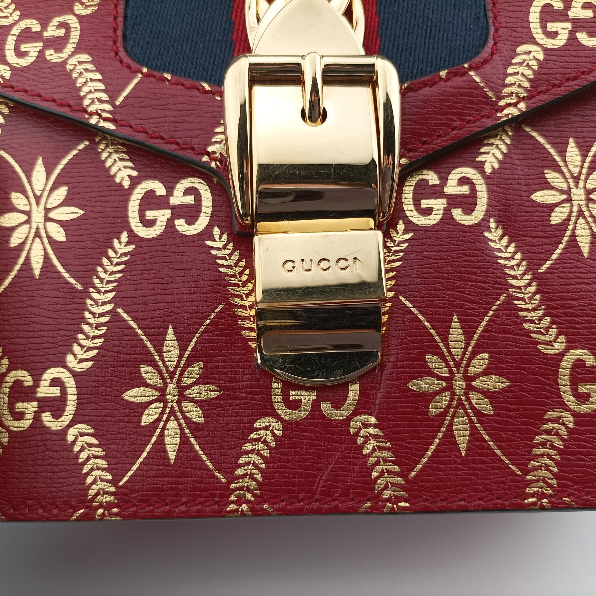 Pre-owned Gucci Sylvie red×Multicolour Leather 470270 shoulderbag | stylenewstar