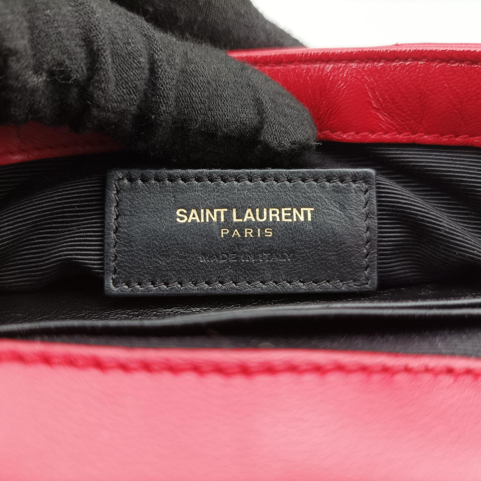Pre-owned Yves Saint Laurent Baby Chai Red Leather 399289 shoulderbag | stylenewstar
