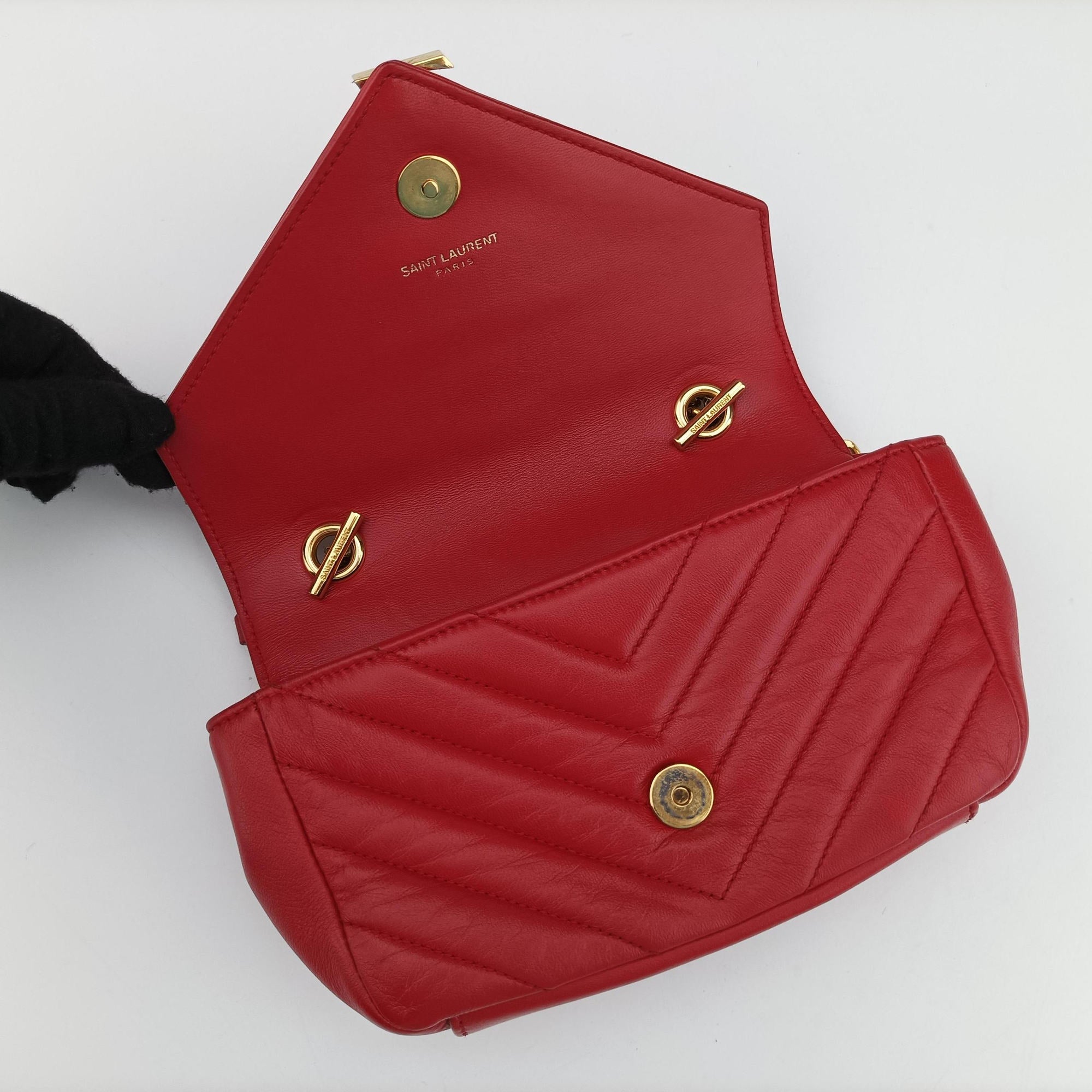 Pre-owned Yves Saint Laurent Baby Chai Red Leather 399289 shoulderbag | stylenewstar