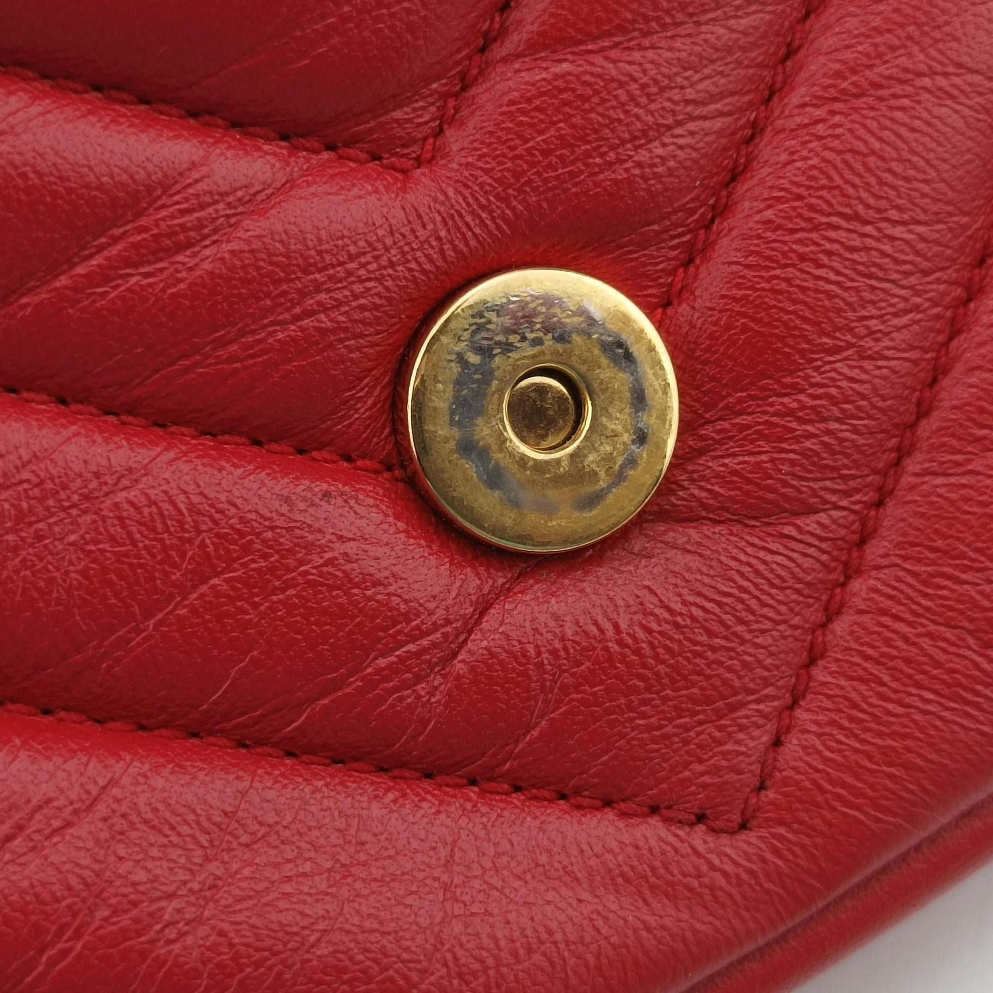 Pre-owned Yves Saint Laurent Baby Chai Red Leather 399289 shoulderbag | stylenewstar