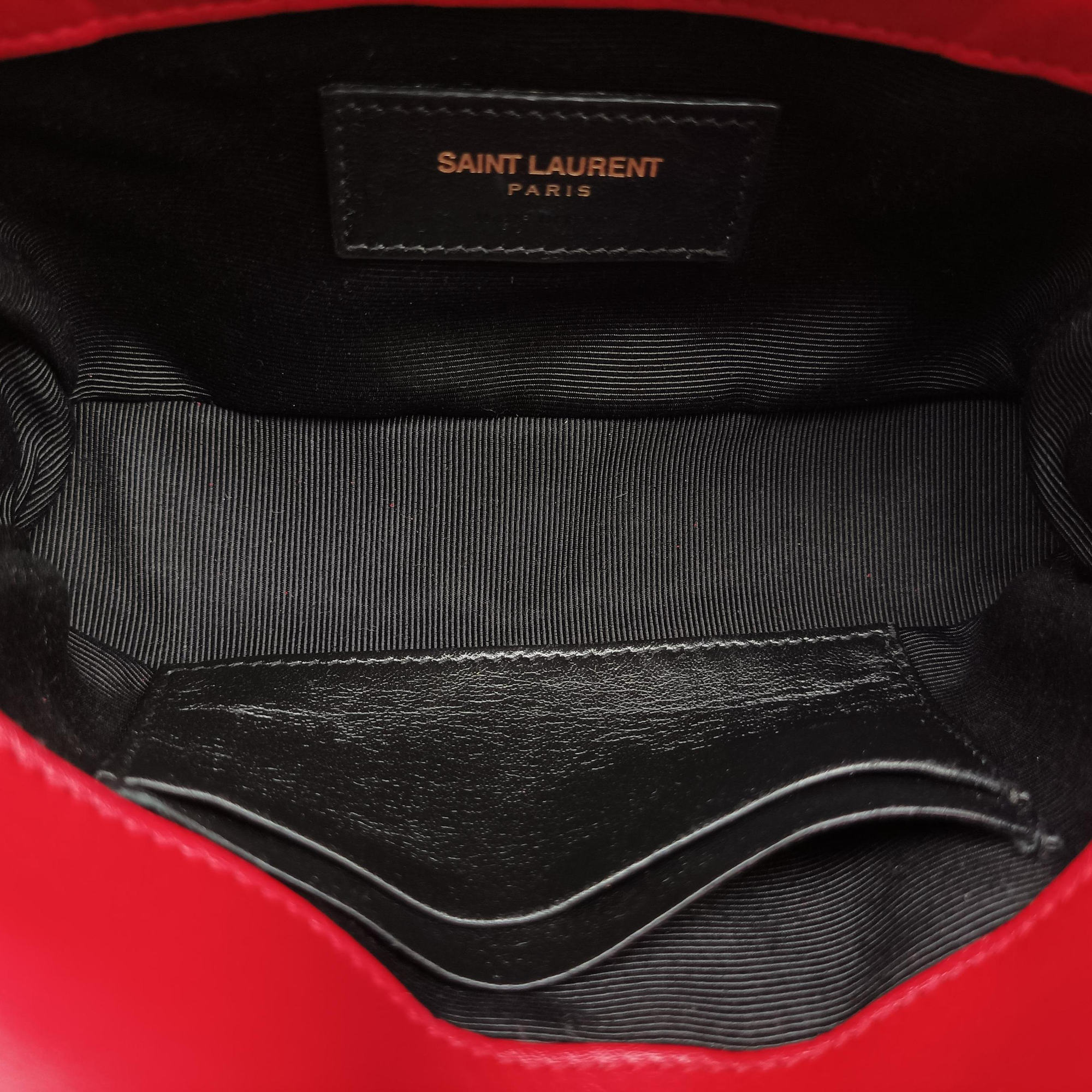 Pre-owned Yves Saint Laurent Baby Chai Red Leather 399289 shoulderbag | stylenewstar