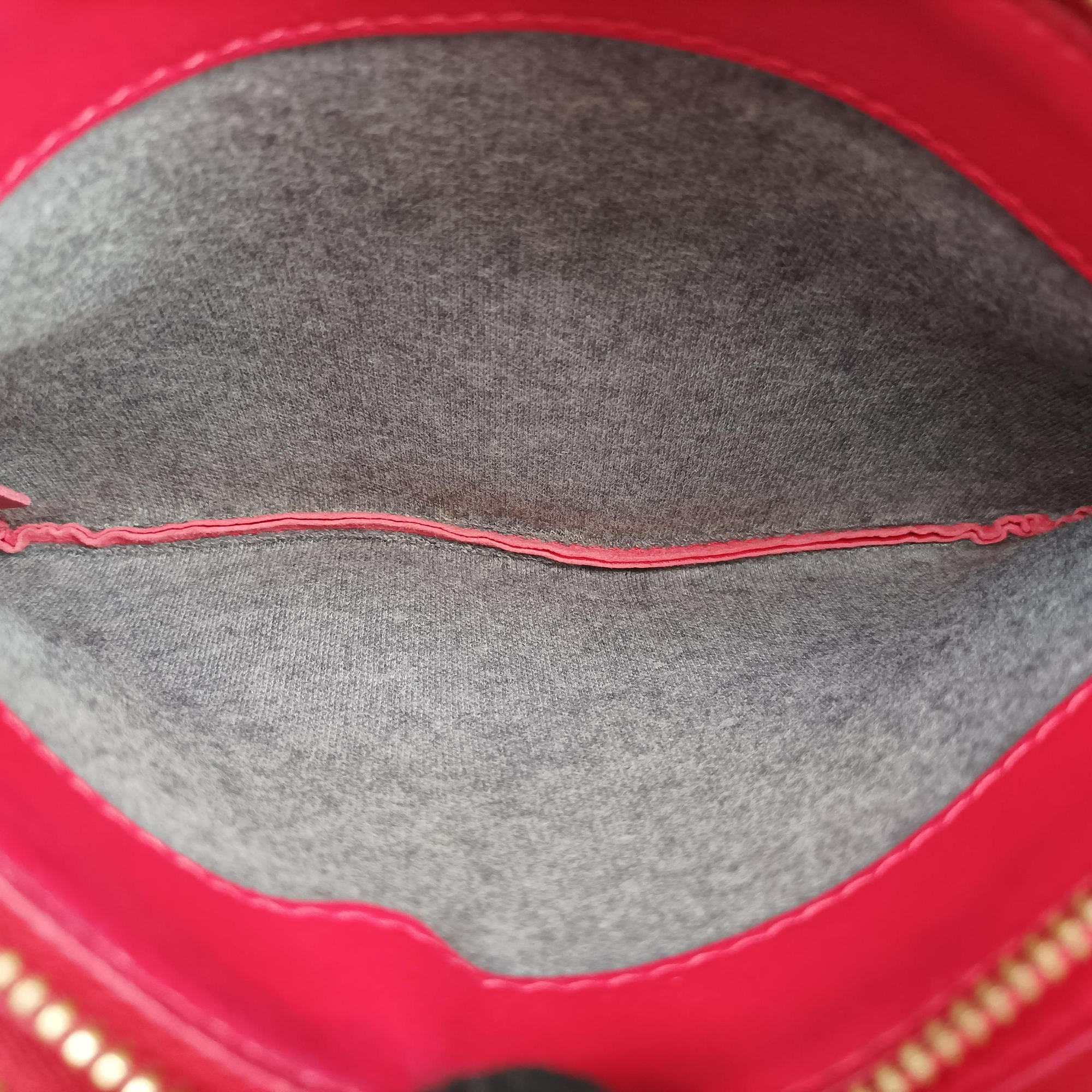 Vintage Celine TRIO Red lambskin  shoulderbag | stylenewstar