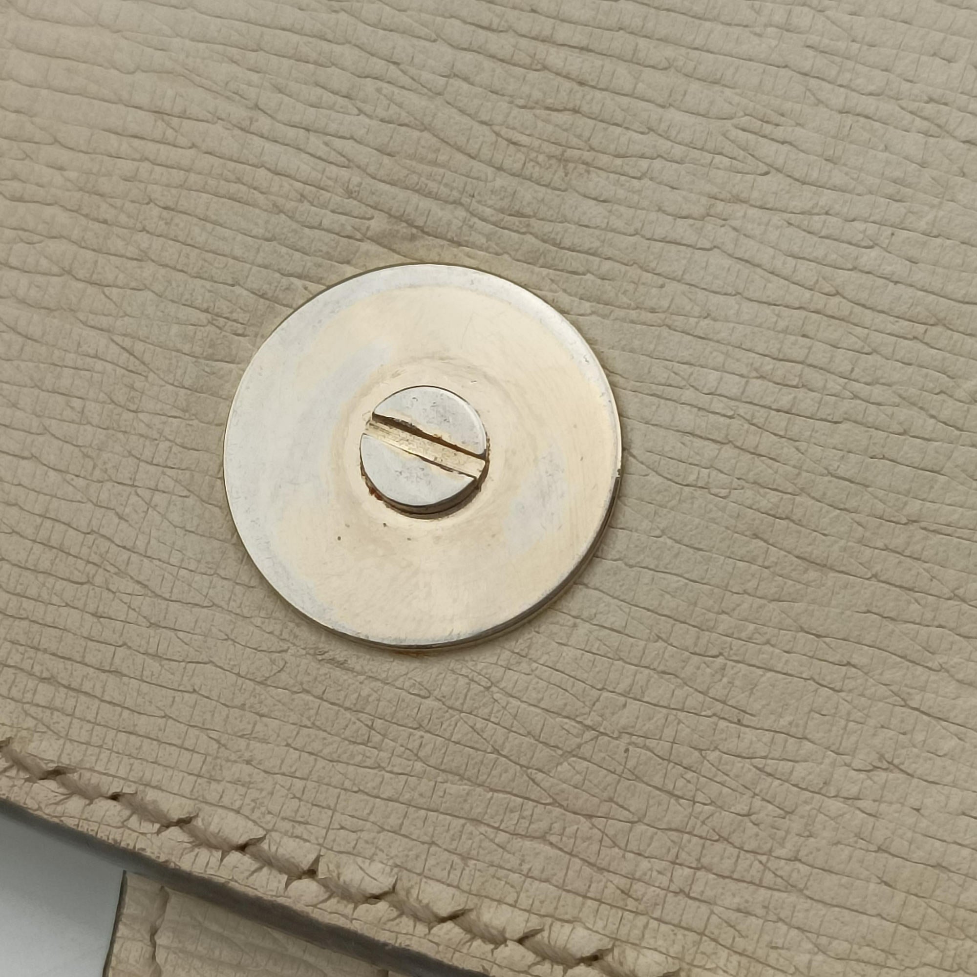 Pre-owned Gucci Nice flora White Leather 336749 shoulderbag | stylenewstar