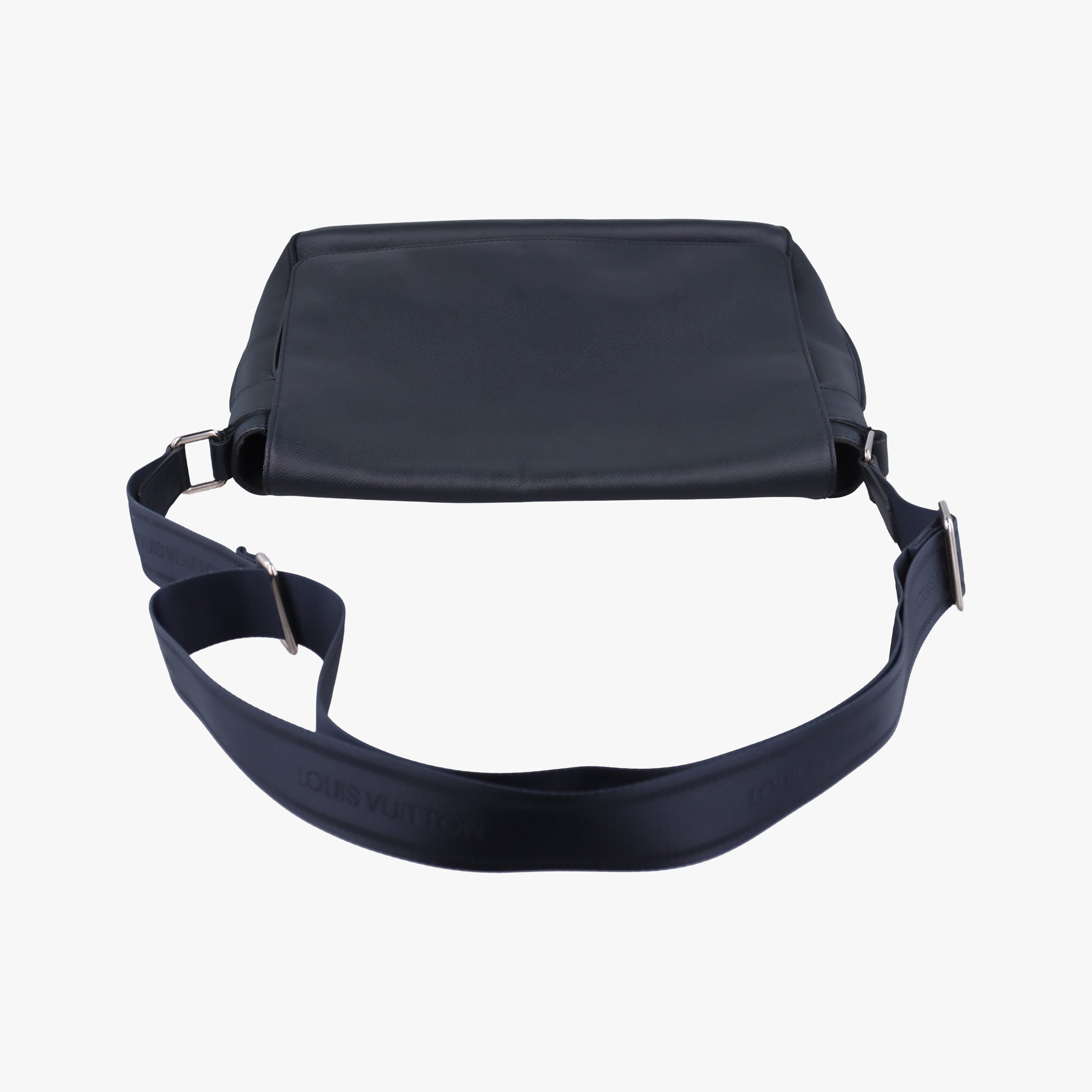 Vintage Louis Vuitton Roman MM Navy Taiga M32682 shoulderbag | stylenewstar