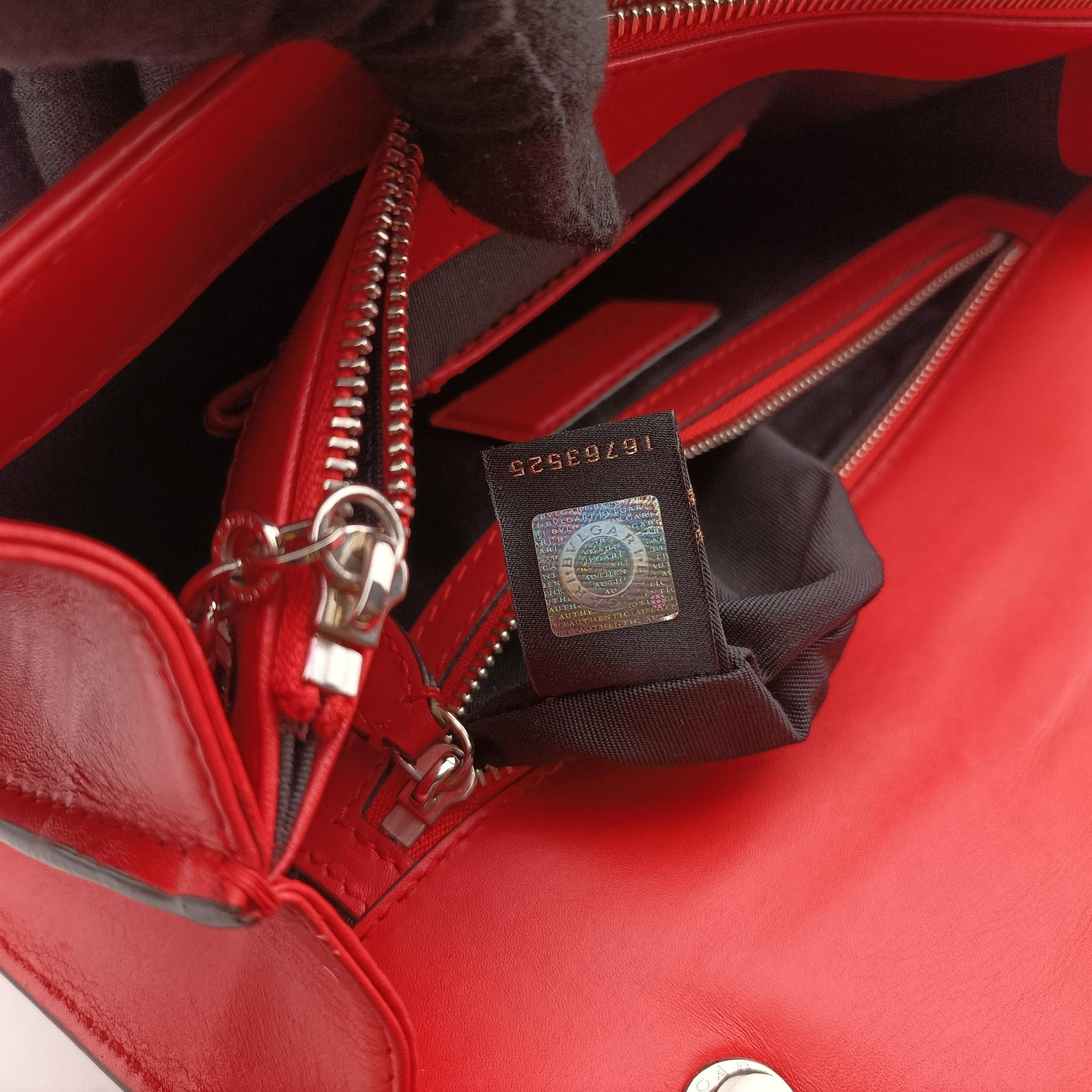Pre-owned Bvlgari Serpenti Forever Red leather  shoulderbag | stylenewstar