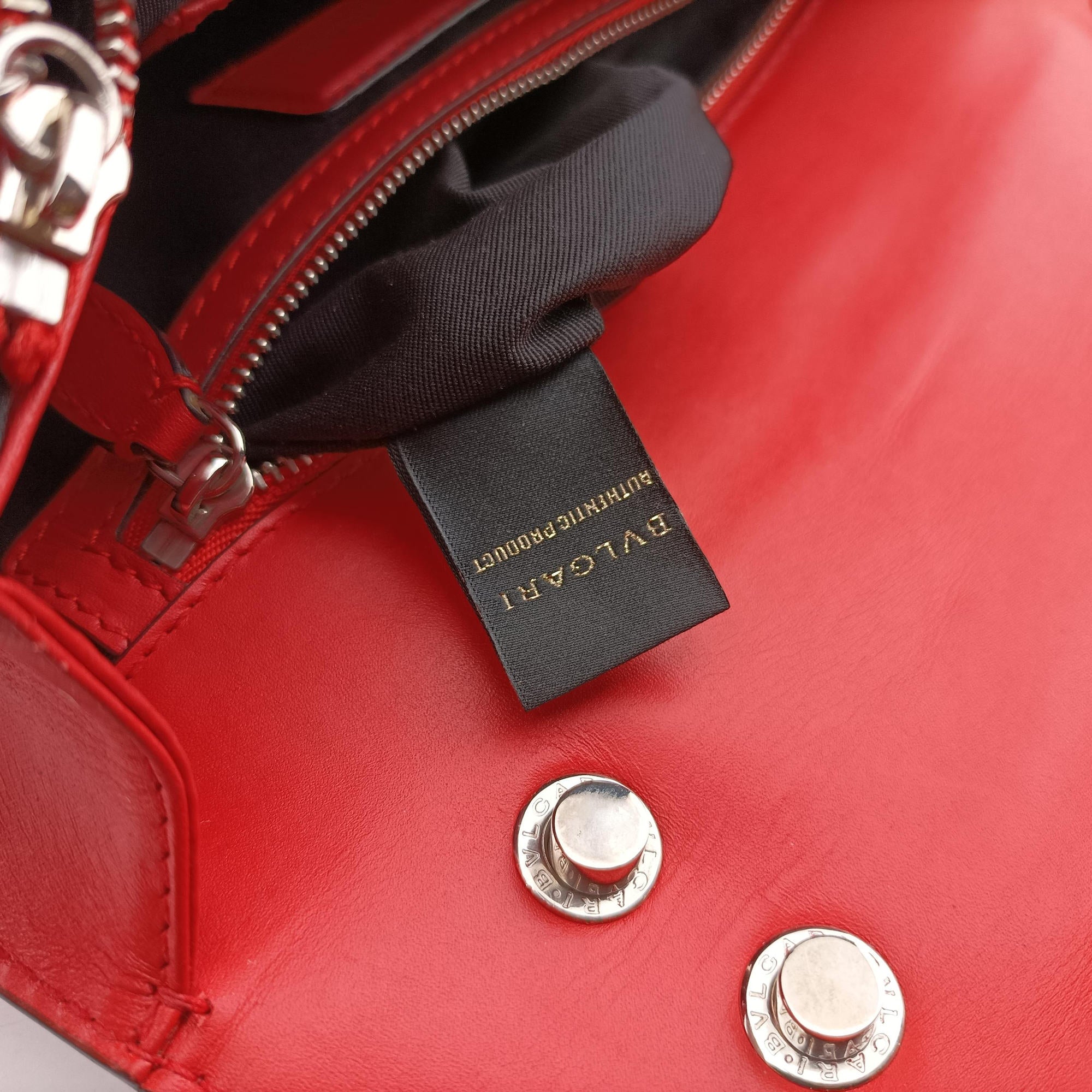 Pre-owned Bvlgari Serpenti Forever Red leather  shoulderbag | stylenewstar