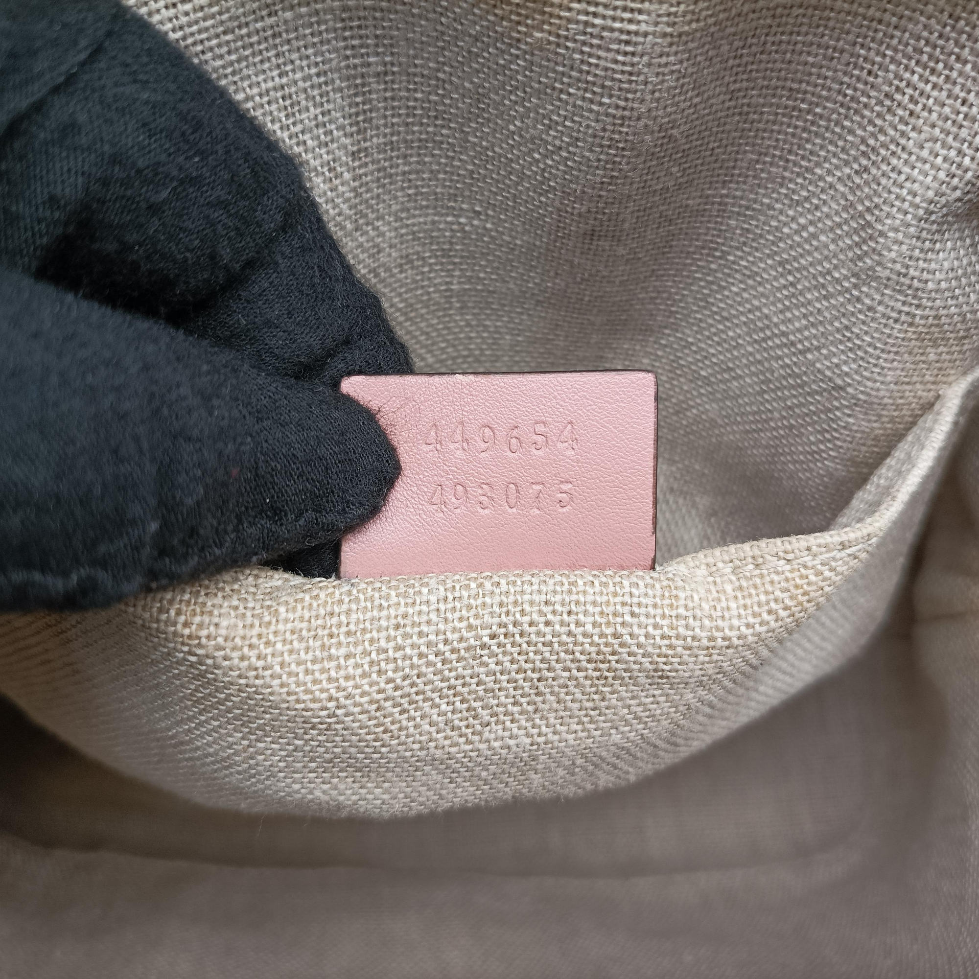 Vintage Gucci Microguccissima Pink Leather 449654 shoulderbag | stylenewstar