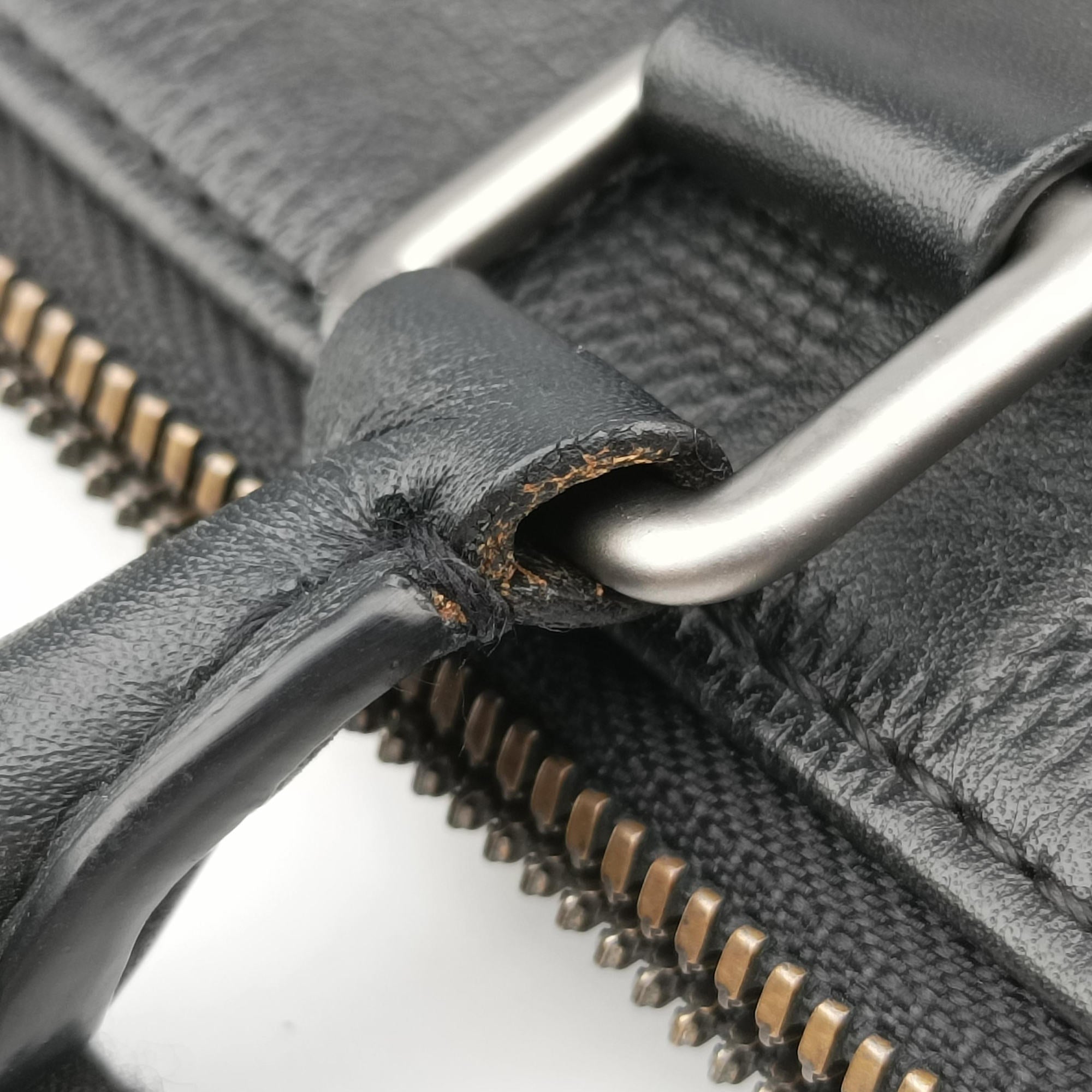 Pre-owned Louis Vuitton Porte Documents Jour Noir Damier Graphite N48224 handbag | stylenewstar