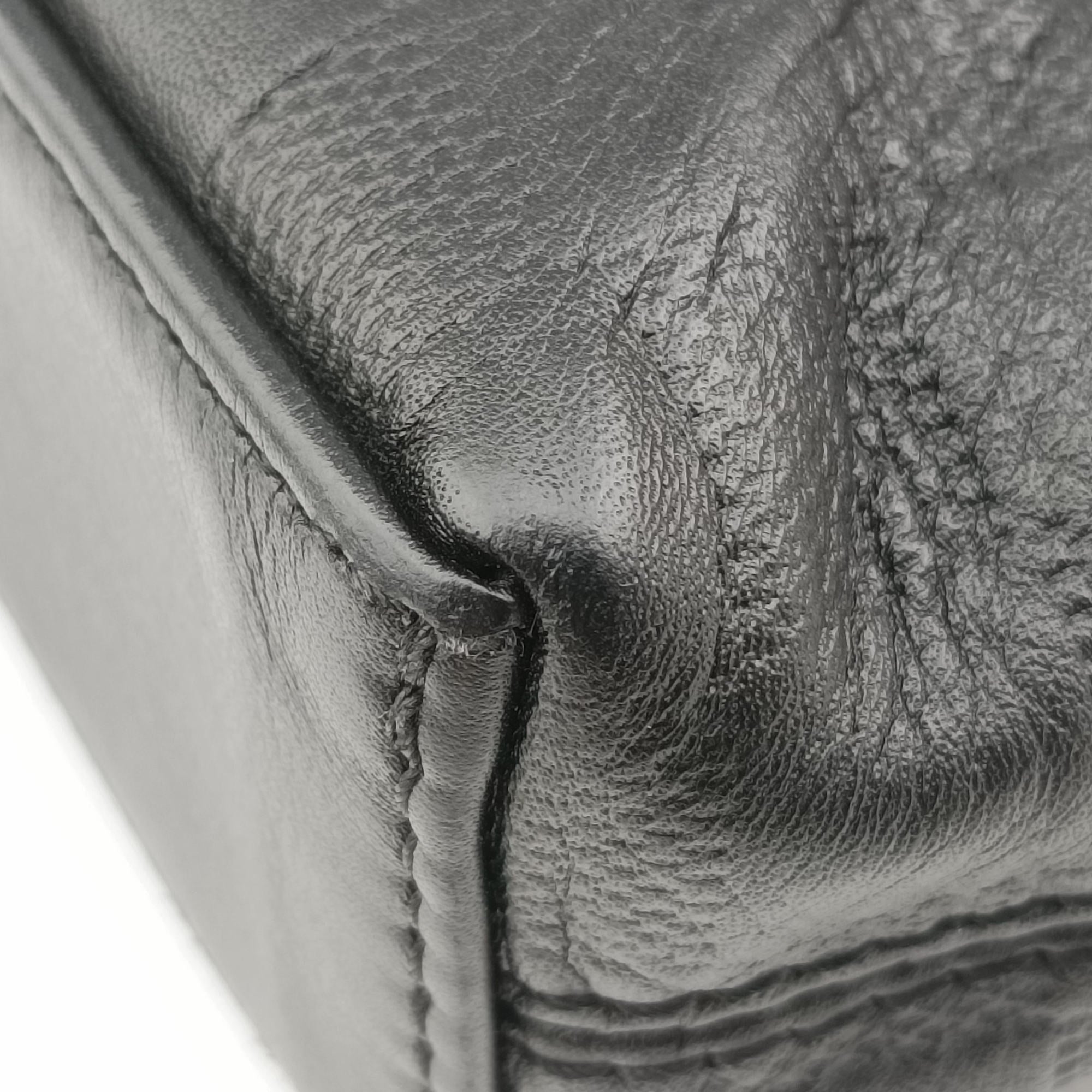 Pre-owned Louis Vuitton Porte Documents Jour Noir Damier Graphite N48224 handbag | stylenewstar