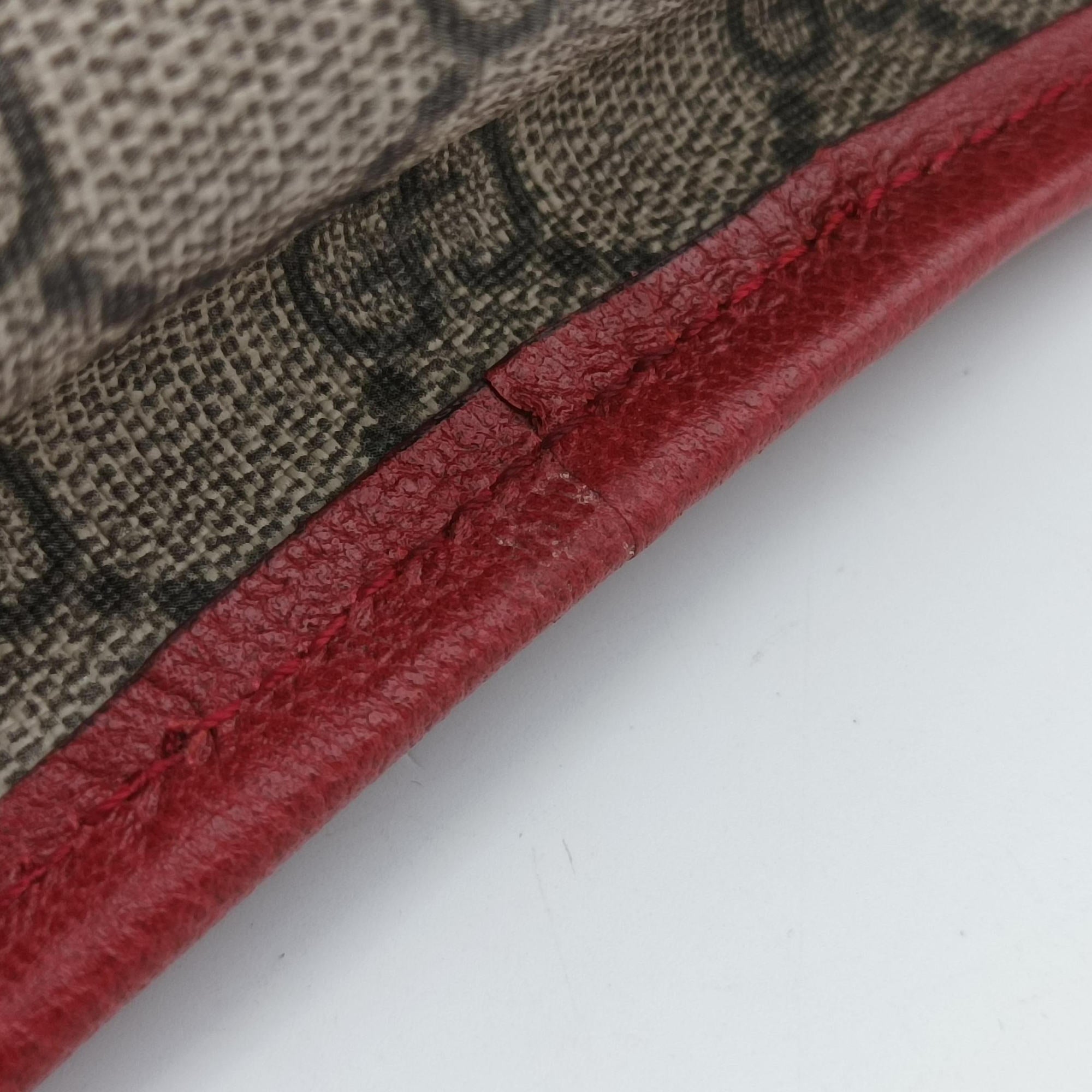 Pre-owned Gucci Soft GG Supreme Courrier Duffle Beige × Red PVC coated canvas×Leather 459311 shoulderbag | stylenewstar