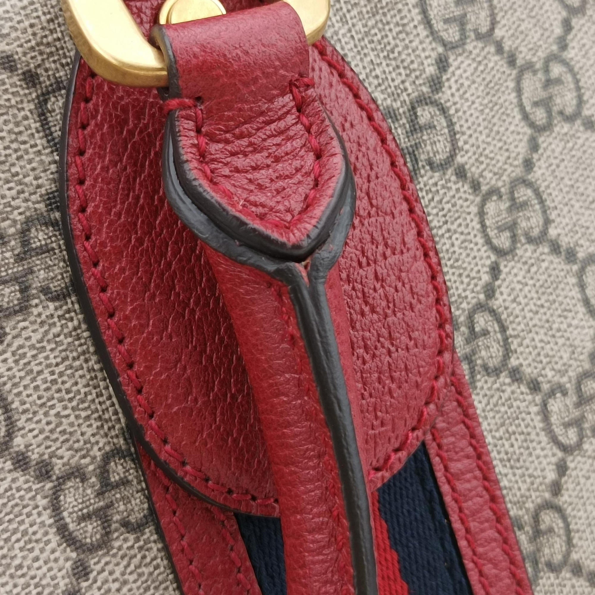 Pre-owned Gucci Soft GG Supreme Courrier Duffle Beige × Red PVC coated canvas×Leather 459311 shoulderbag | stylenewstar