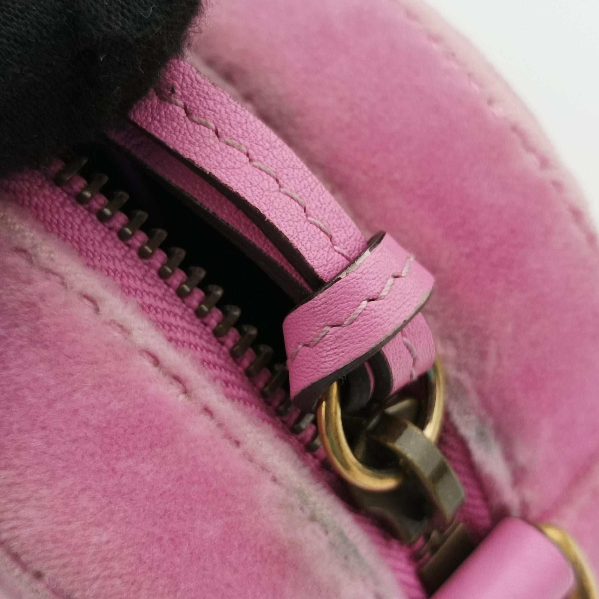 Vintage Gucci GG Marmont Pink velour 448065 shoulderbag | stylenewstar