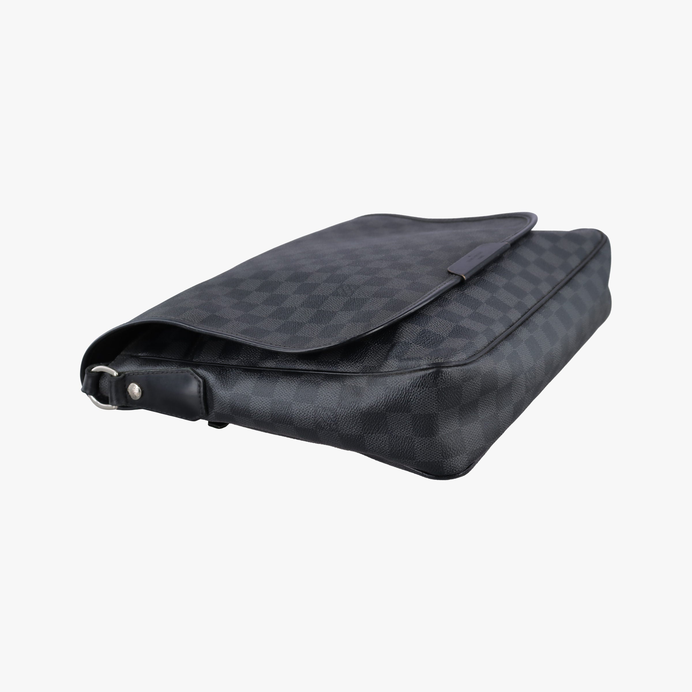 Pre-owned Louis Vuitton DANIEL MM Noir Damier Graphite N58029 shoulderbag | stylenewstar