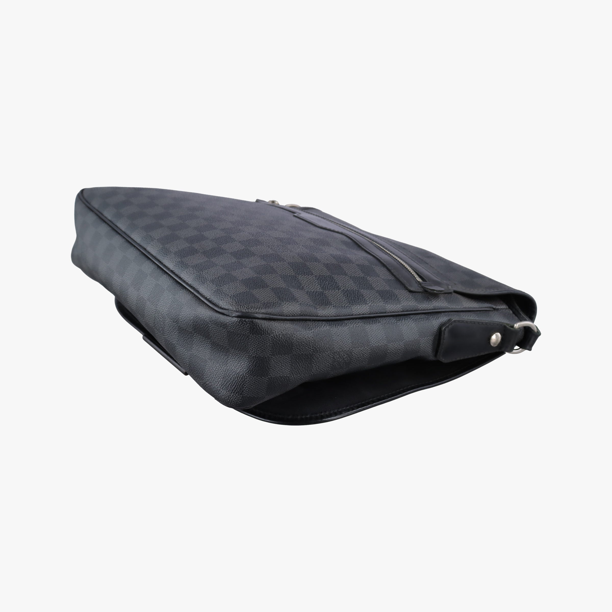 Pre-owned Louis Vuitton DANIEL MM Noir Damier Graphite N58029 shoulderbag | stylenewstar