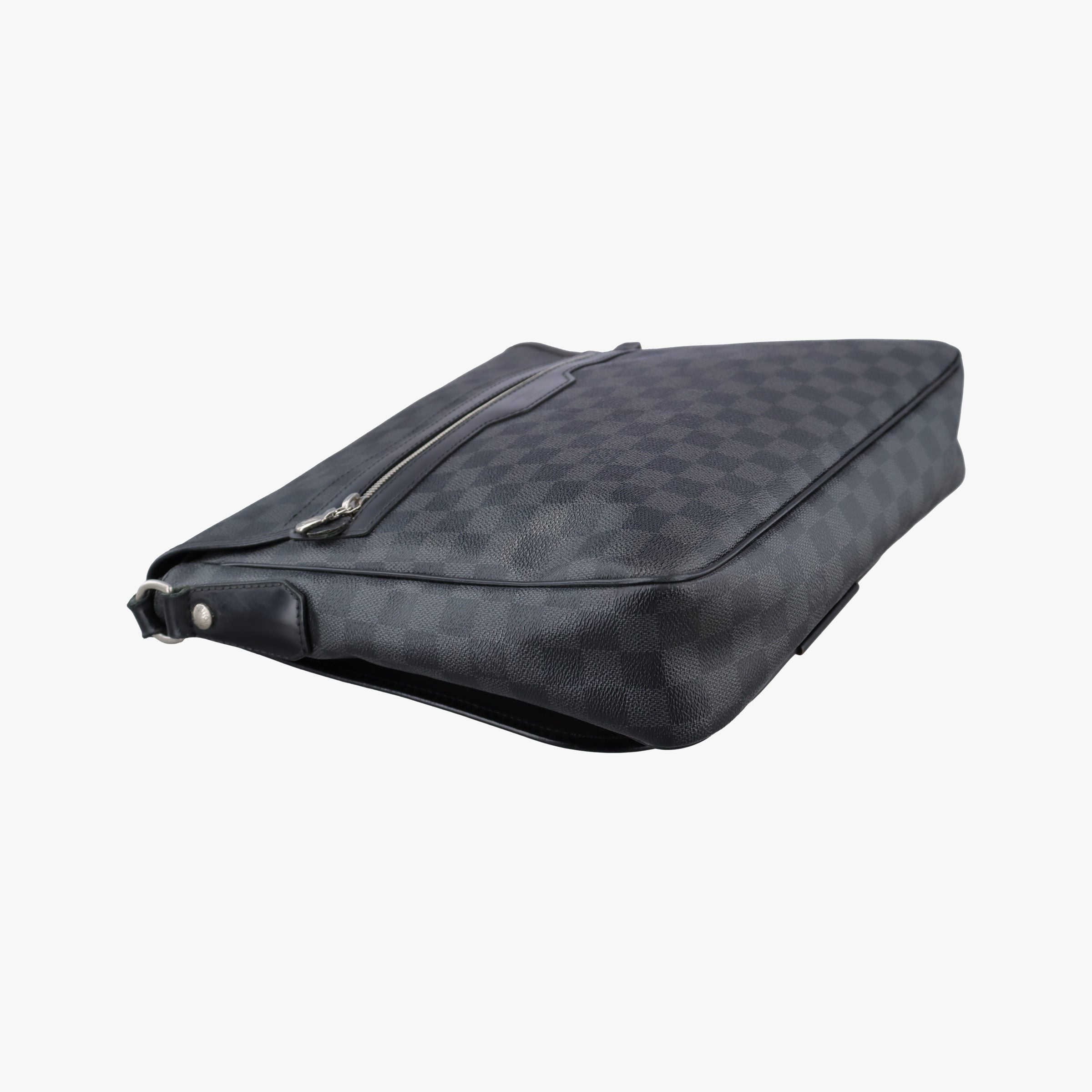Pre-owned Louis Vuitton DANIEL MM Noir Damier Graphite N58029 shoulderbag | stylenewstar