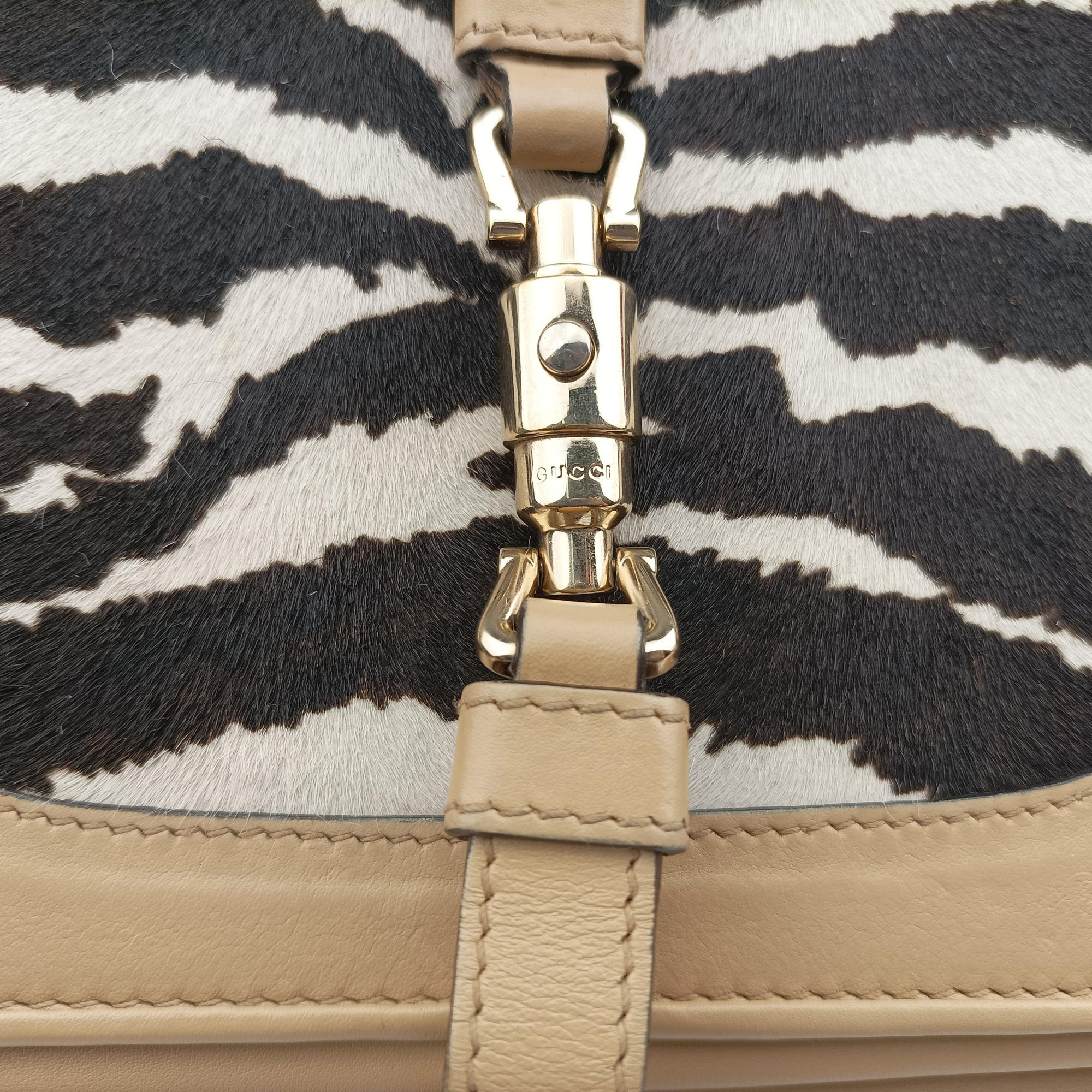 Pre-owned Gucci Broadway Beige×Multicolour ponyhair×leather 283061 shoulderbag | stylenewstar