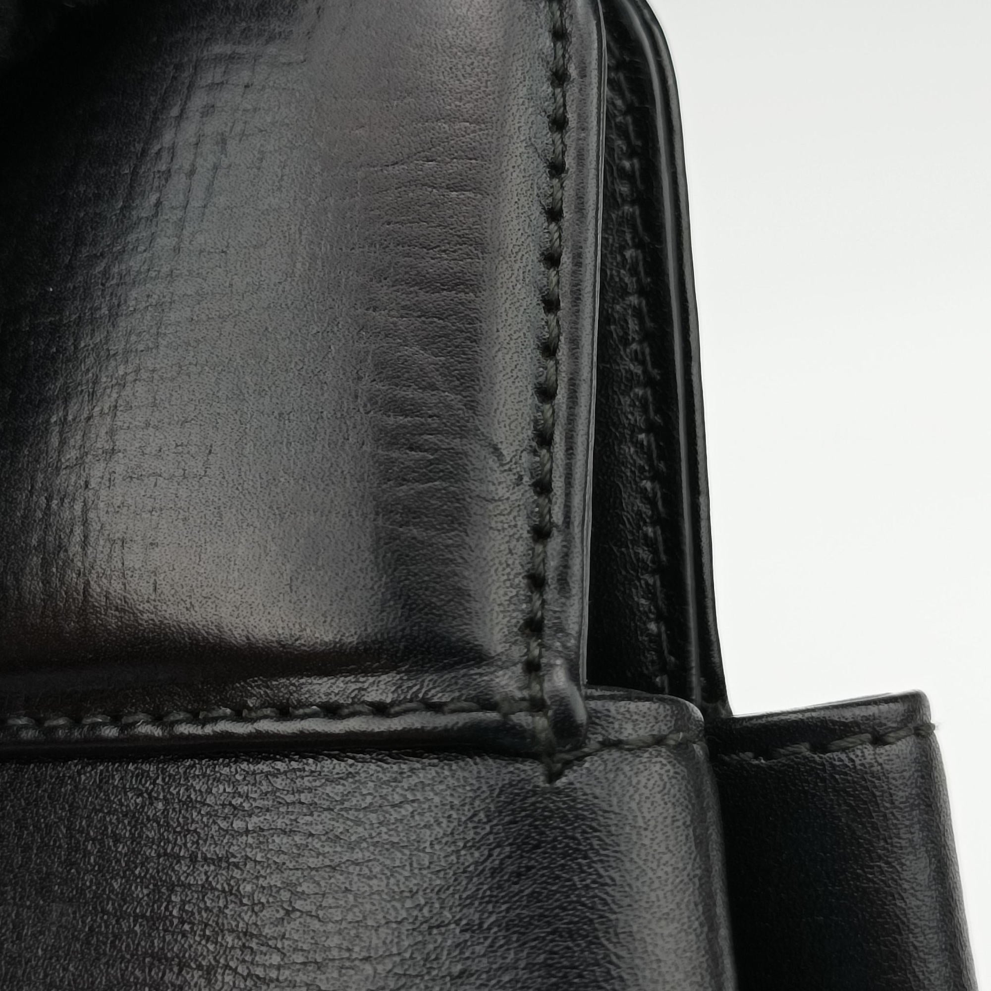 Secondhand Bvlgari Isabella Rossellini Black Leather  shoulderbag | stylenewstar