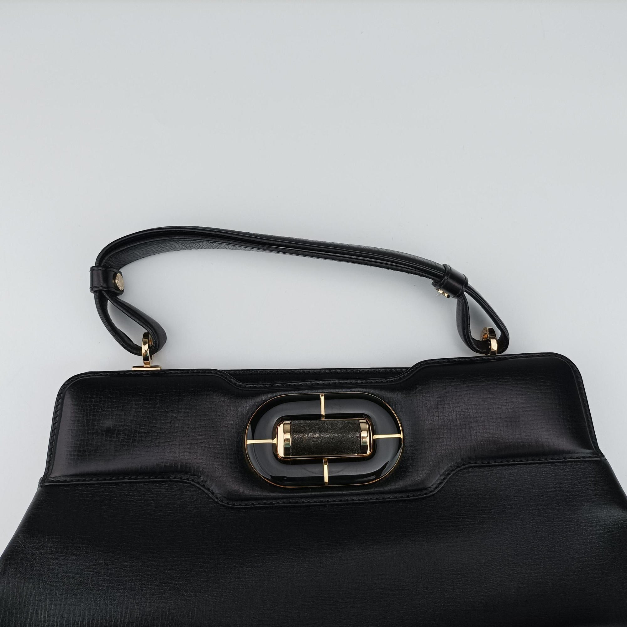 Secondhand Bvlgari Isabella Rossellini Black Leather  shoulderbag | stylenewstar